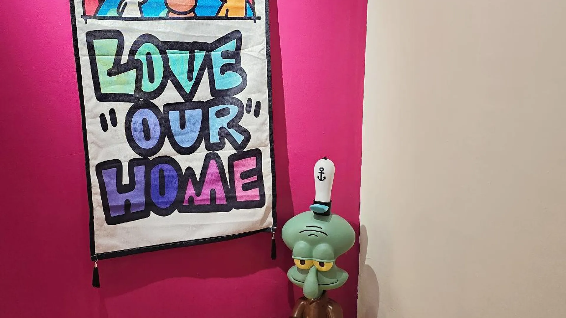 코타키나발루 시티 센터의 아파트먼트 (158m², 침실 4개, 프라이빗 욕실 3개) 2성급 싱글룸 레스토랑