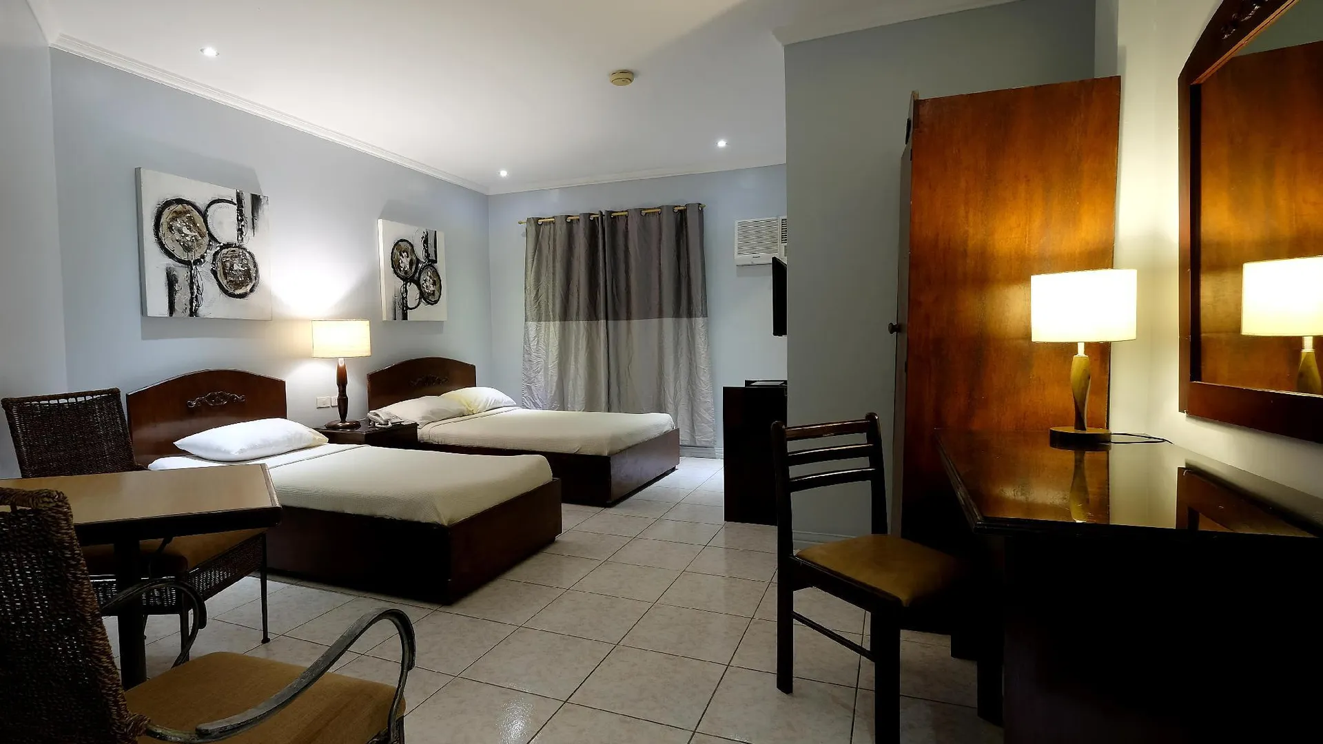 세부 팔라쪼 펜션 2성급 호텔 스위트룸