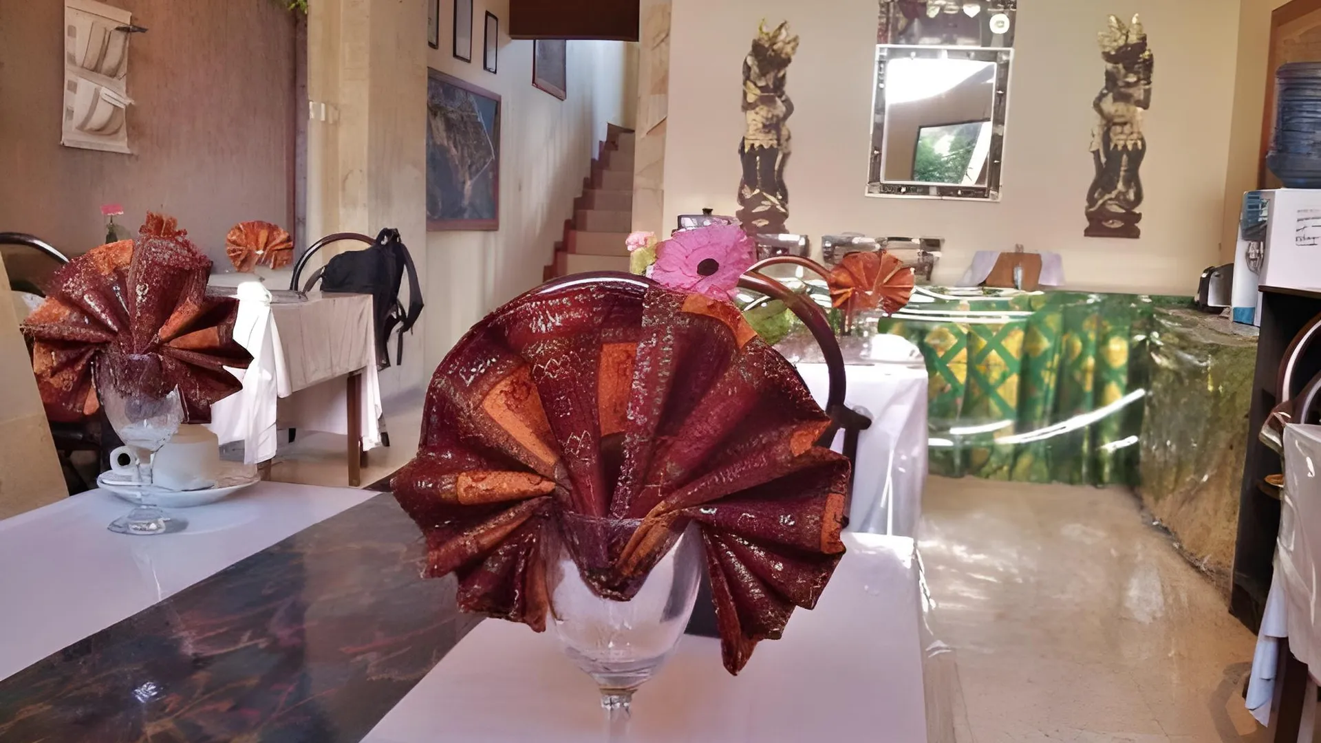 발리 호텔 사누르 인다 1성급 호텔 수영장