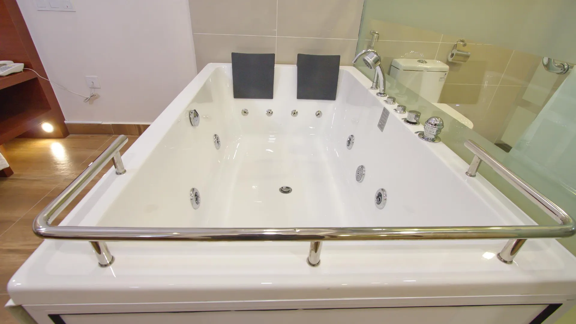 바투 파핫 엘리건트 호텔 호텔 외관