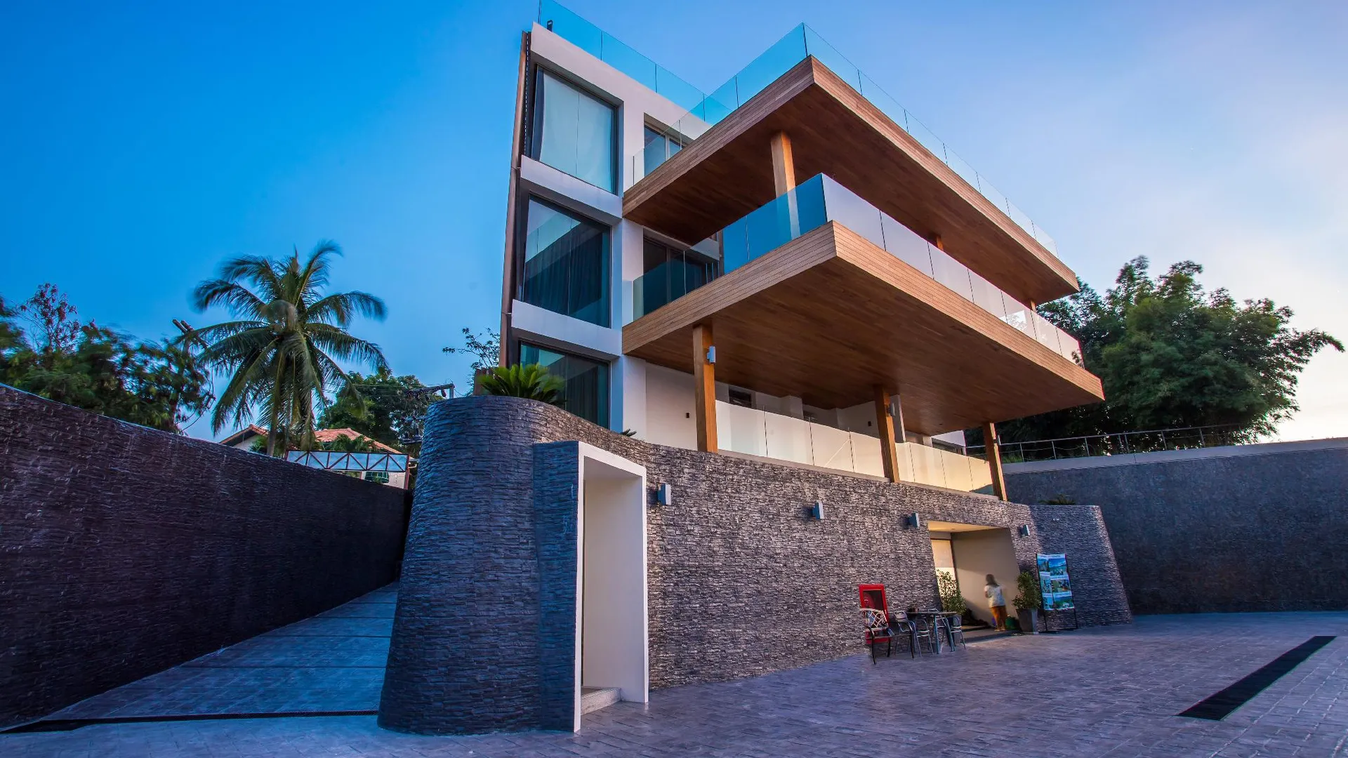 푸켓 빠통의 아파트먼트 (100m², 침실 2개, 프라이빗 욕실 2개) 4성급 게스트하우스 수영장