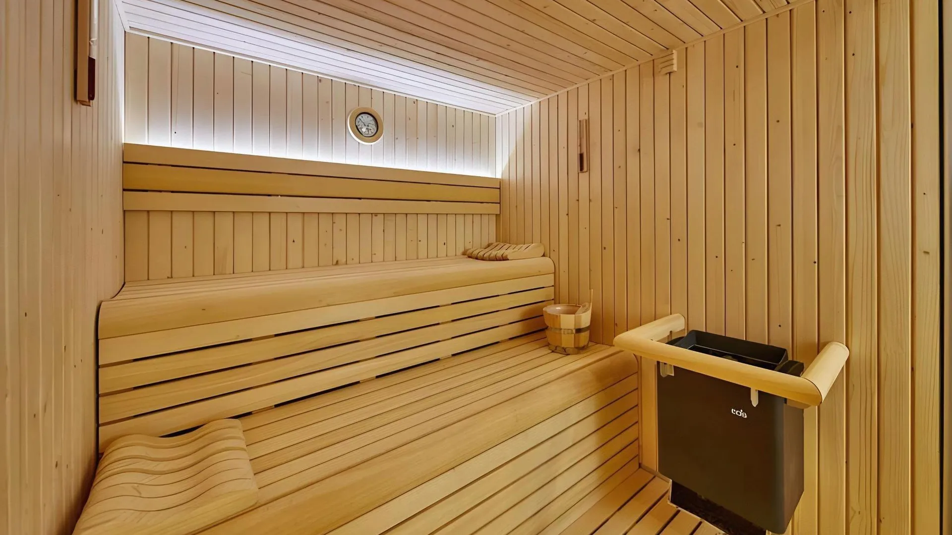 파로 호텔 파로 앤 비치 클럽 4성급 호텔 레스토랑