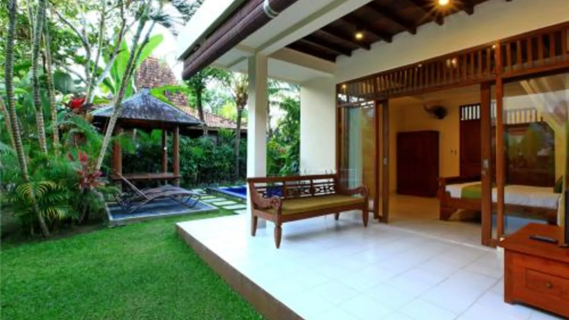 발리 우붓 헤븐 페네스타난 빌라 4성급 호텔 로비
