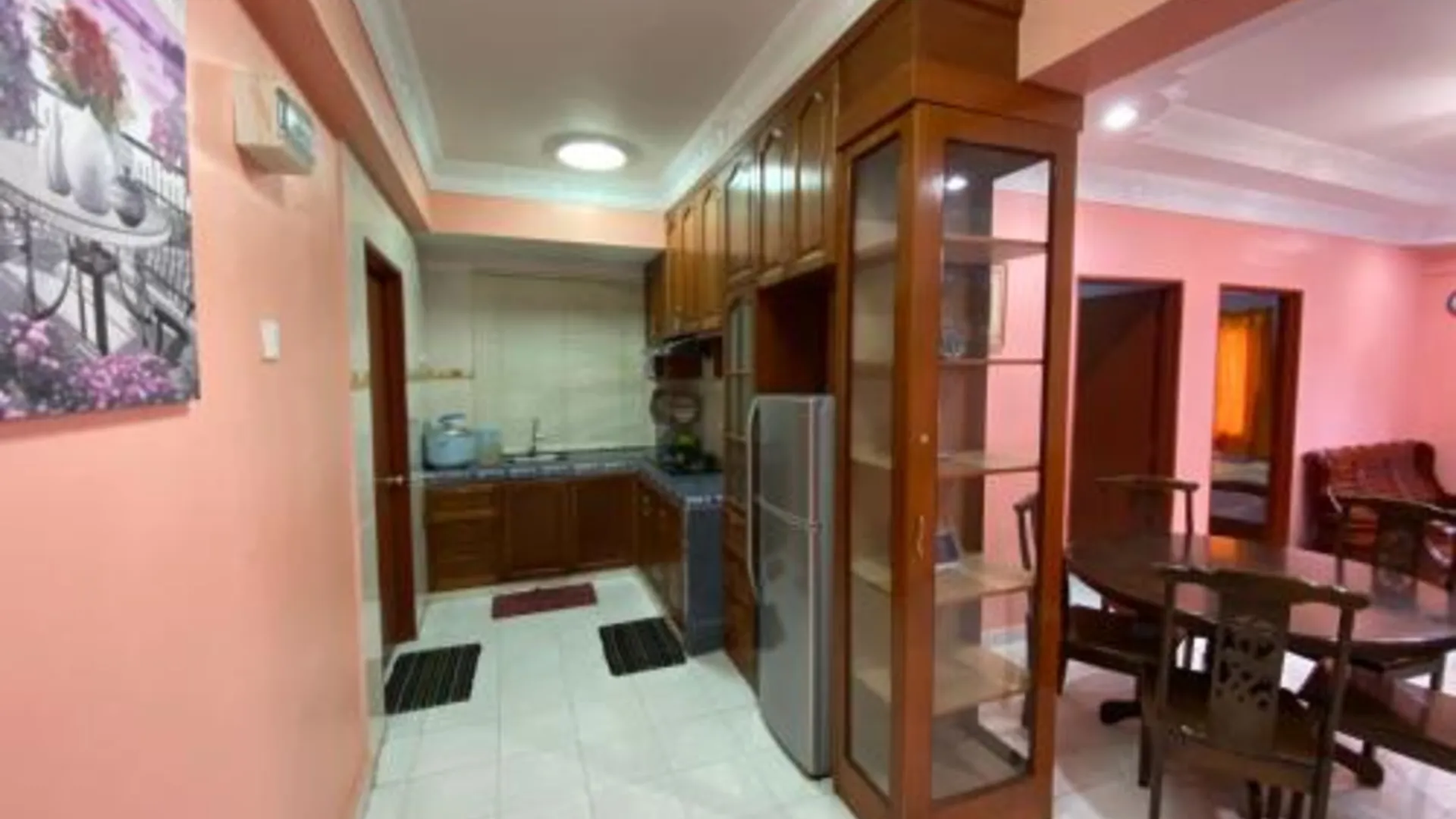 카메론 하일랜즈 타나 라타의 아파트먼트 (1000m², 침실 3개, 프라이빗 욕실 2개) 3성급 게스트하우스 로비