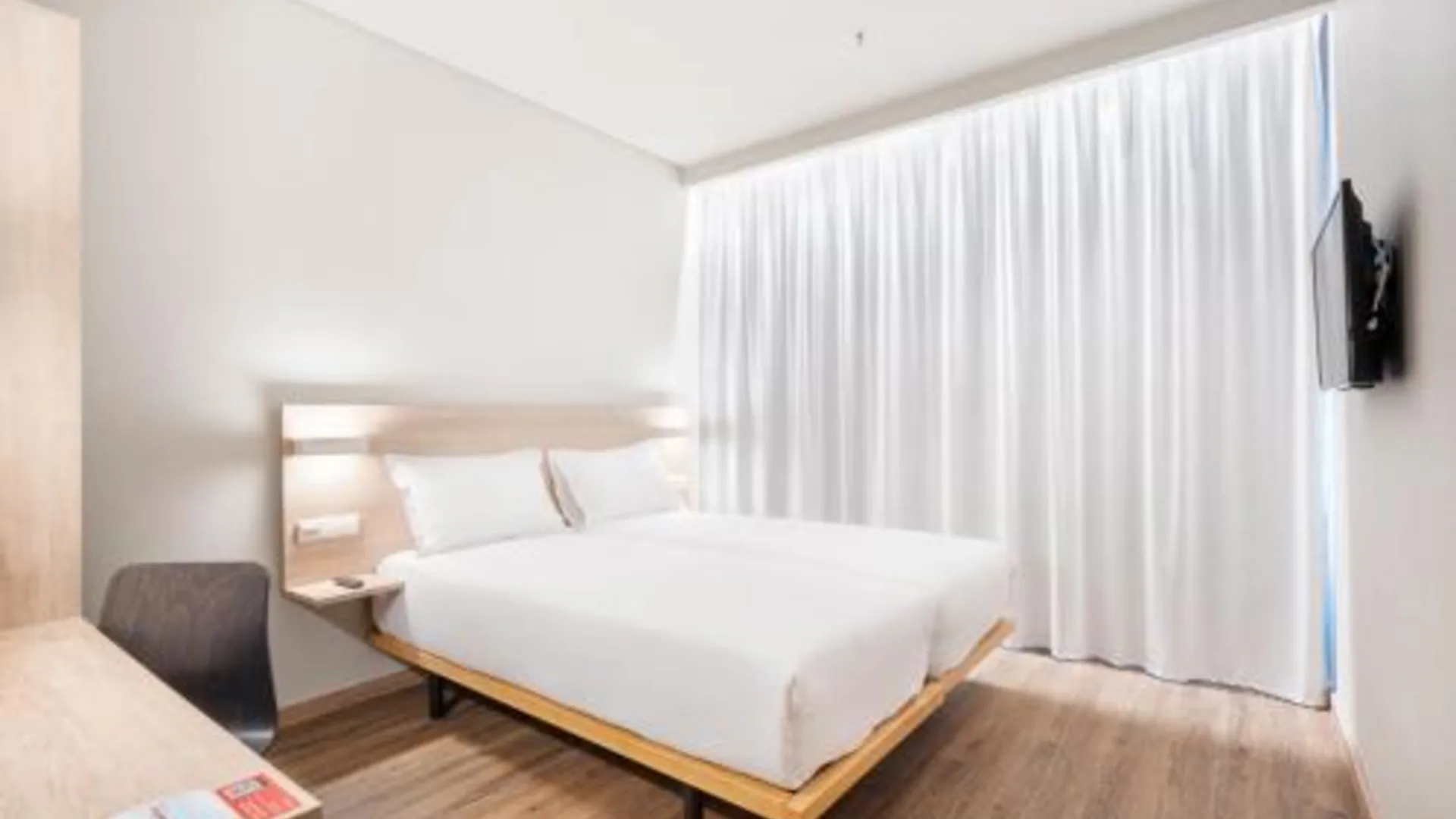 오에이라스 Moov Hotel Oeiras 2성급 호텔 스위트룸