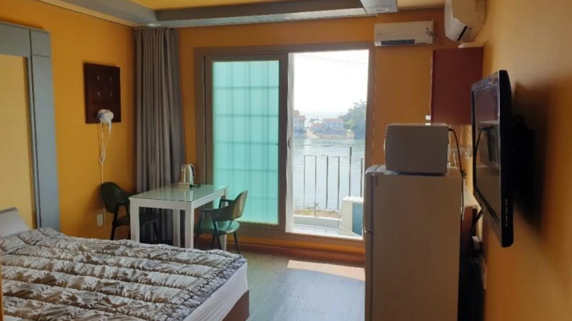 부안 부안(변산반도) 바다가보이는펜션 2성급 게스트하우스 수영장