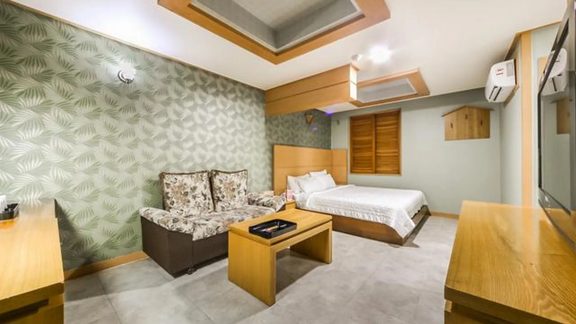 거제 거제도 장평 프라다 호텔 객실