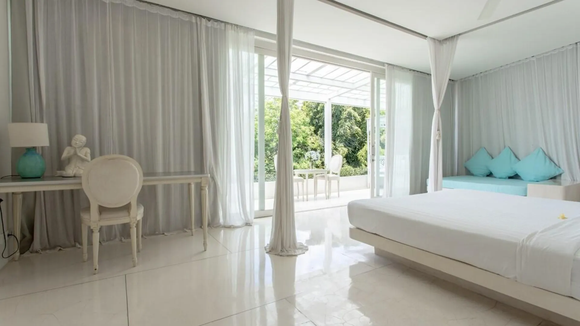 발리 Luxury! 8-Bedroom Private Pool Villa -Beach Access 3성급 게스트하우스 전망