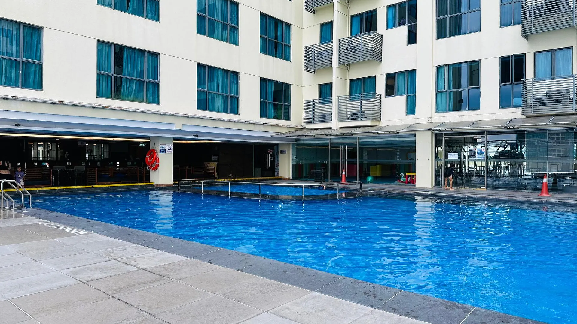 코타키나발루 시티 센터의 스튜디오  (45m², 프라이빗 욕실 1개) 2성급 싱글룸 로비