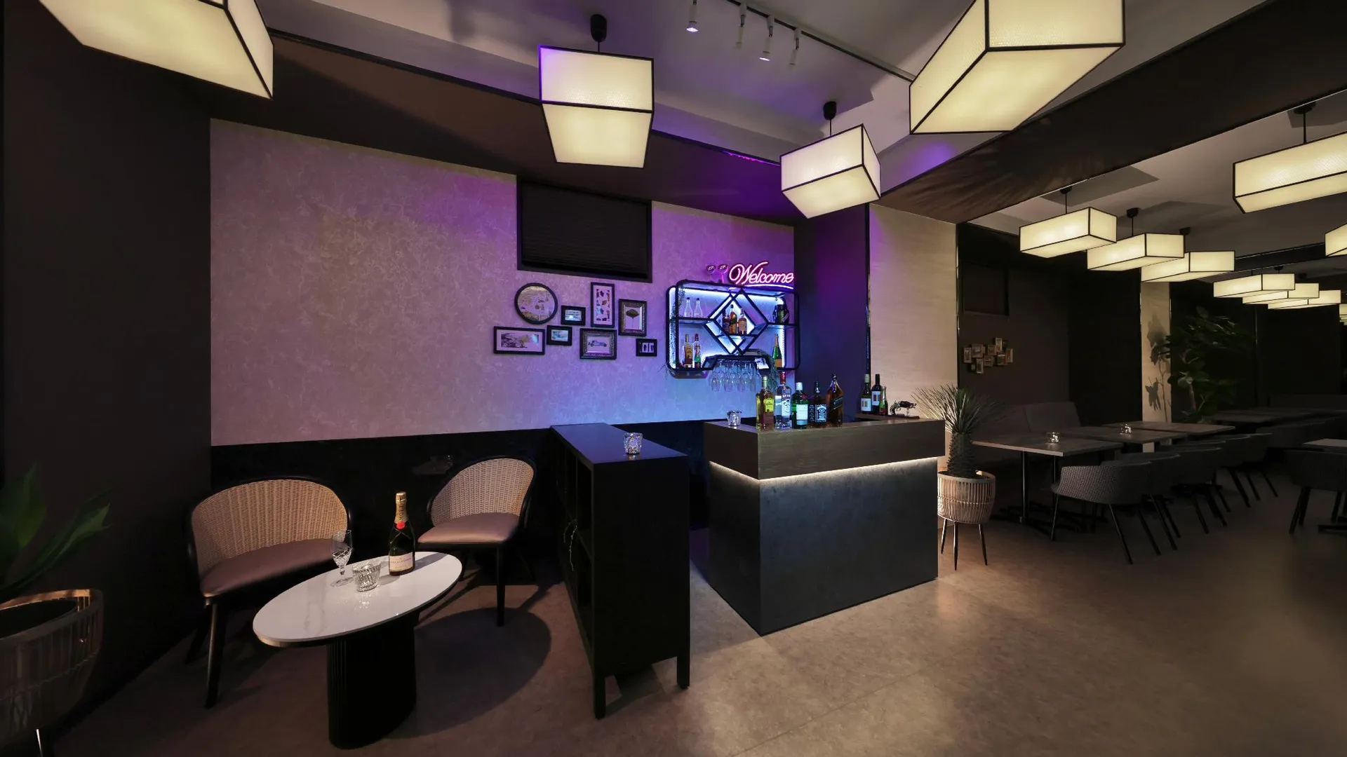 오사카 Doutonbori Crystal Hotel 3성급 호텔 외관