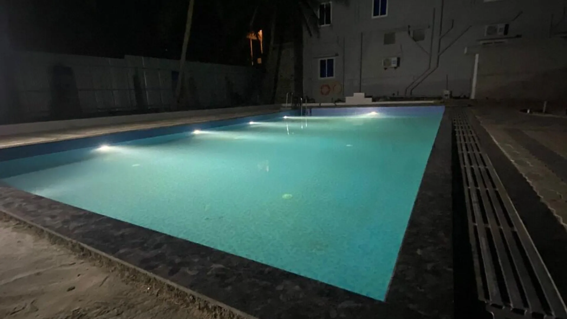 람메스와람 Reho Resort 3성급 호텔 수영장