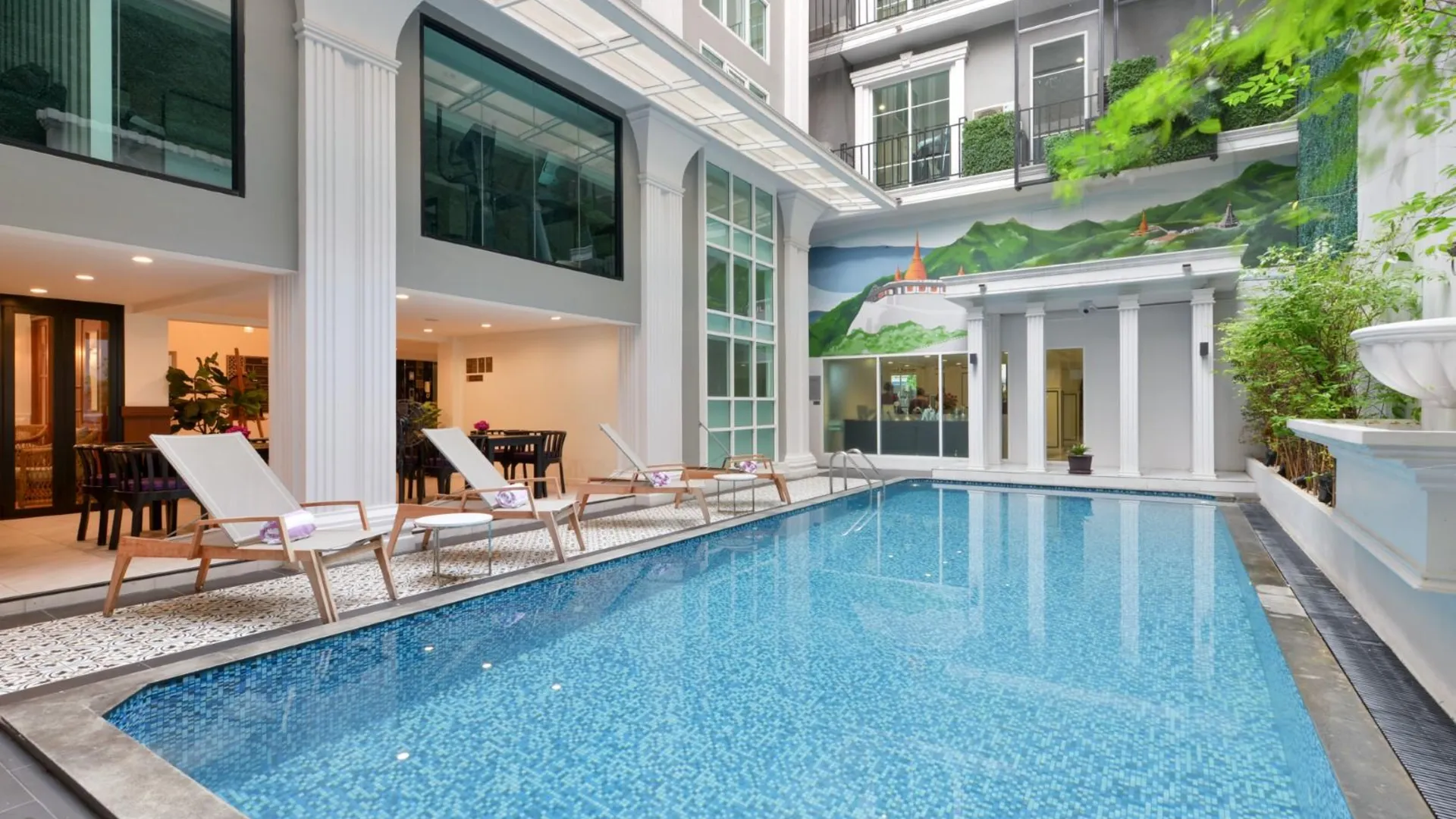 방콕 빌라 드 프라나콘 5성급 호텔 스위트룸