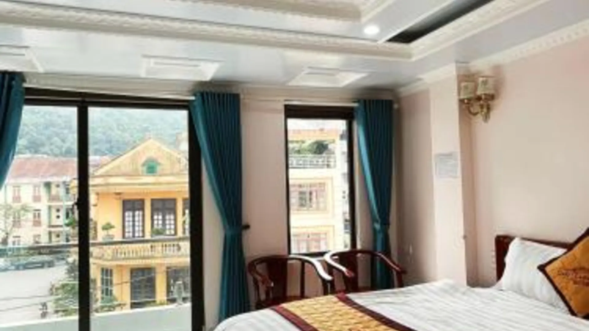 사파 꾸옥 투안 호텔 3성급 호텔 스위트룸