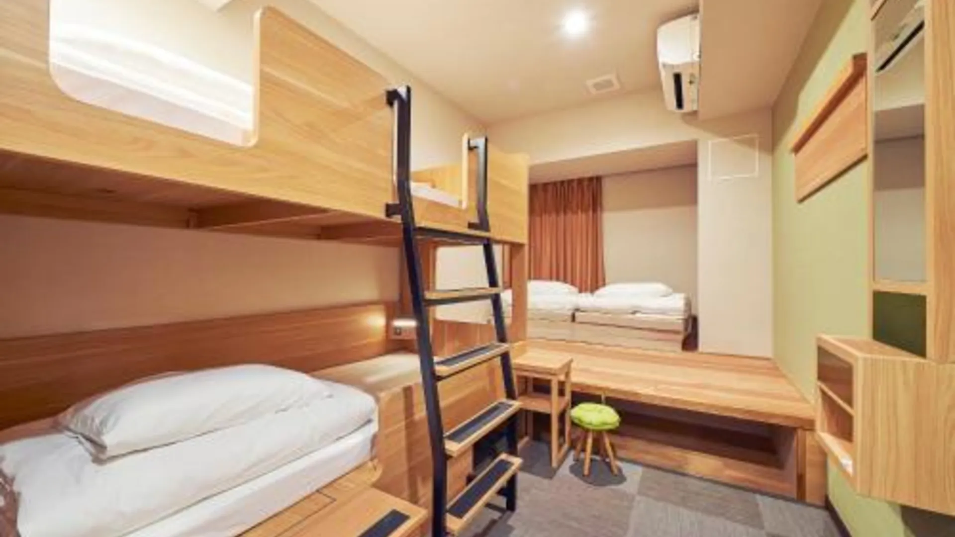 교토 더 포켓 호텔 교토-카라수마고조 - 프라이빗 룸 3성급 호텔 스위트룸