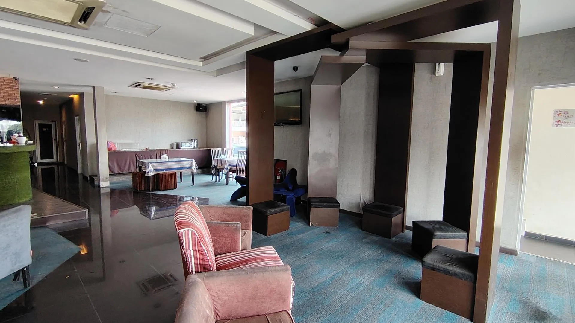 조호바루 / 조호르바루 뉴랜드 호텔 바이 아든스 - 타만 펠랑이, JB 2성급 호텔 로비