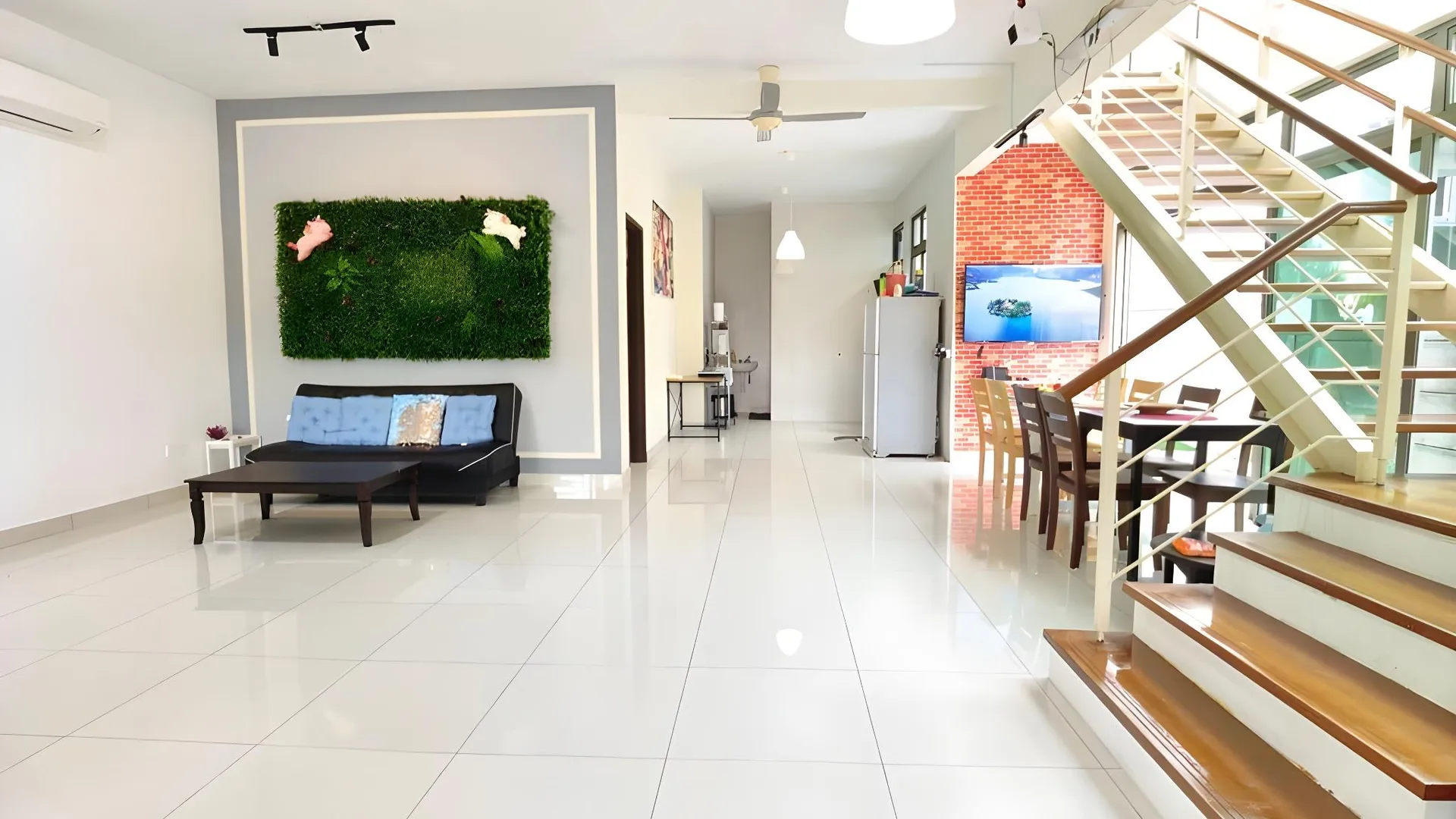 조호바루 / 조호르바루 스쿠다이의 프라이빗 하우스 (350m², 침실 4개, 프라이빗 욕실 5개) 4성급 게스트하우스 객실