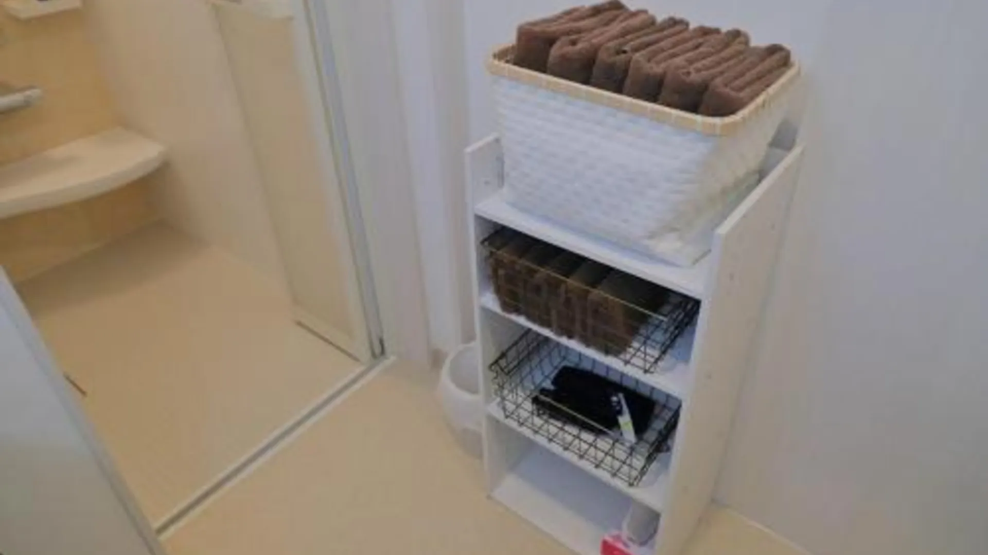 오사카 新築 一軒家貸切 関西国際空港から直通 難波 梅田直通 好立地 2성급 싱글룸 스위트룸