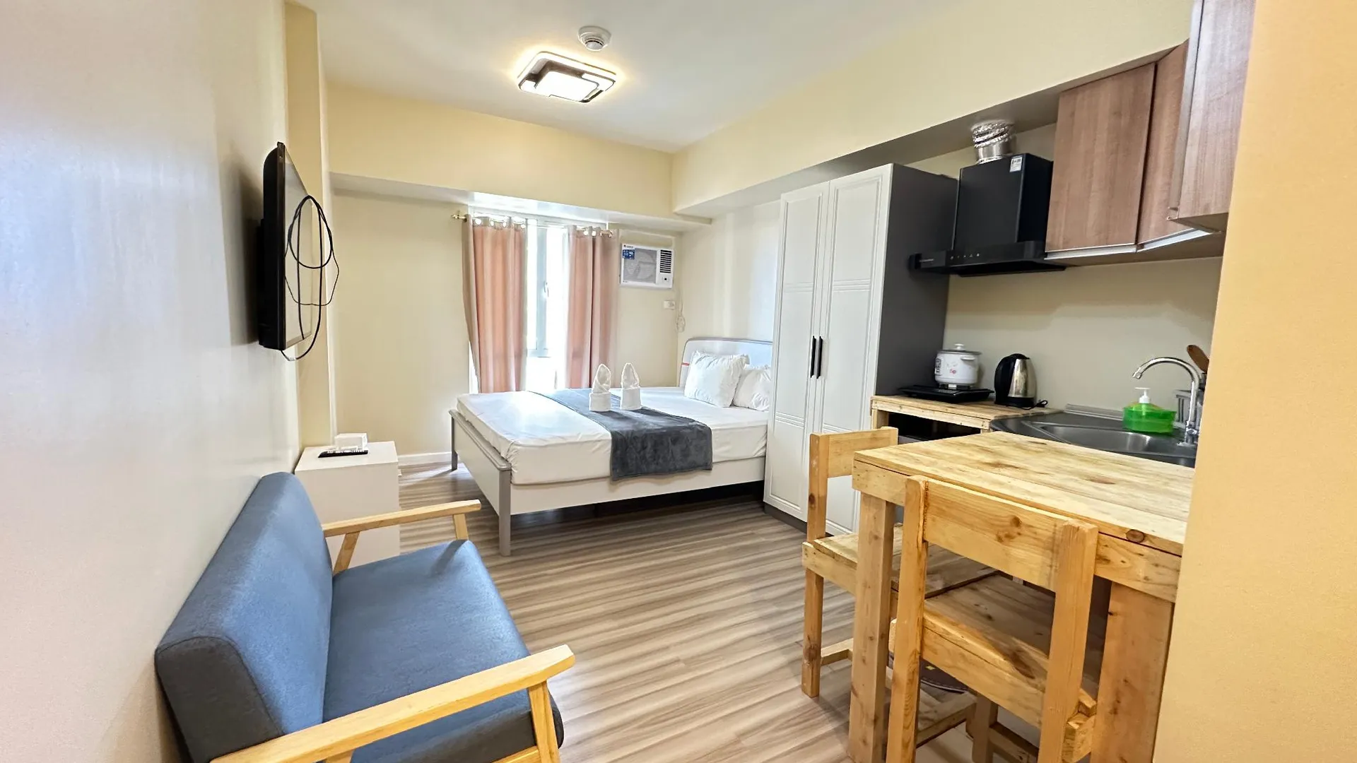 세부 Cebu Avida Riala T1 2511 IT Park 2성급 게스트하우스 객실