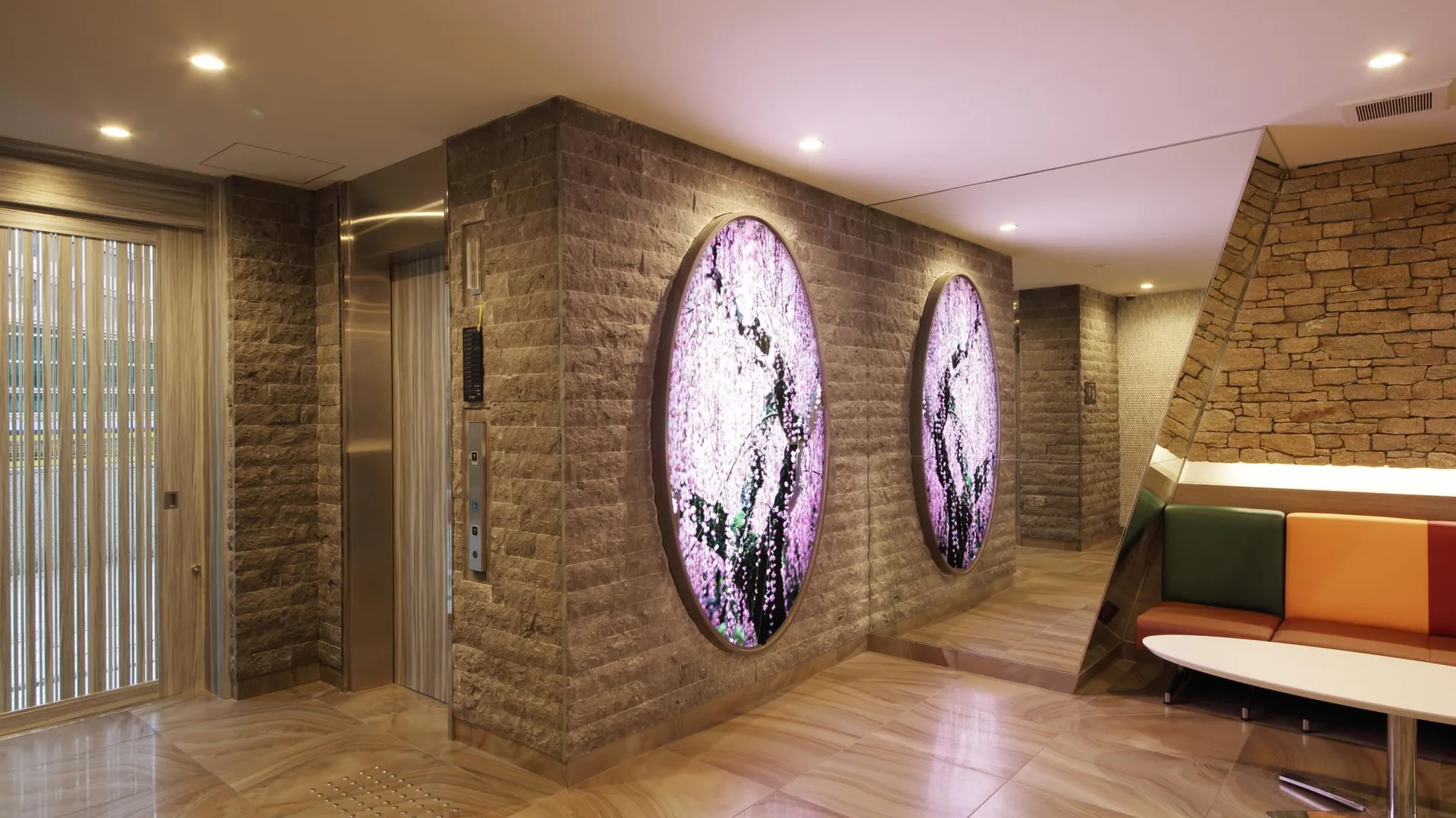 오사카 사라사 호텔 신사이바시 3성급 호텔 외관