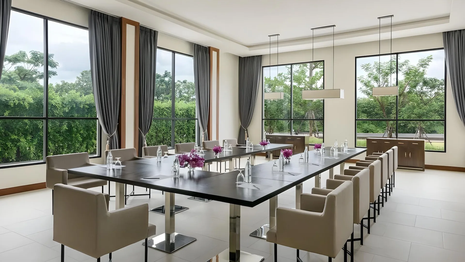 치앙라이 체이나라이 리버사이드 4성급 호텔 객실