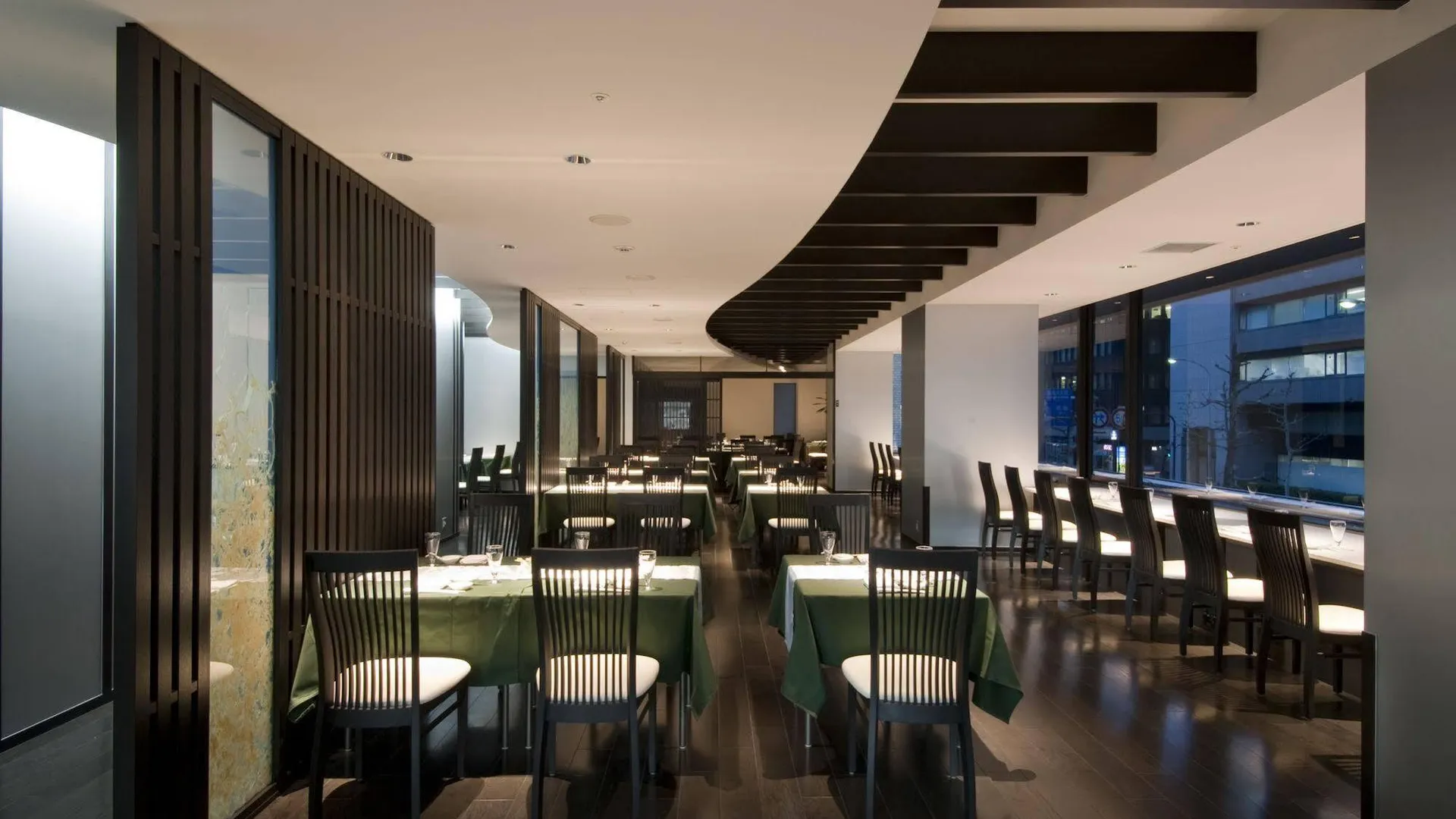 교토 카라수마 교토 호텔 4성급 호텔 로비