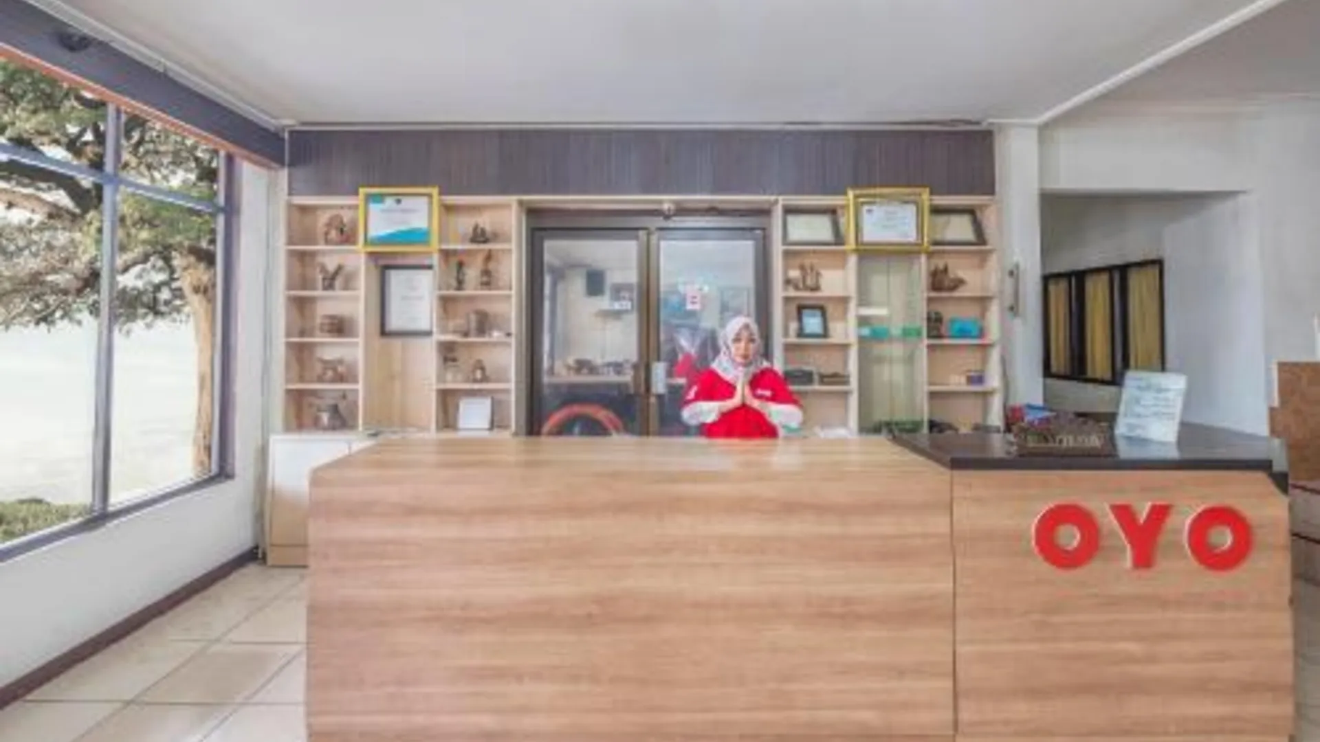 마카사르 Hotel O Transit 2 2성급 호텔 전망