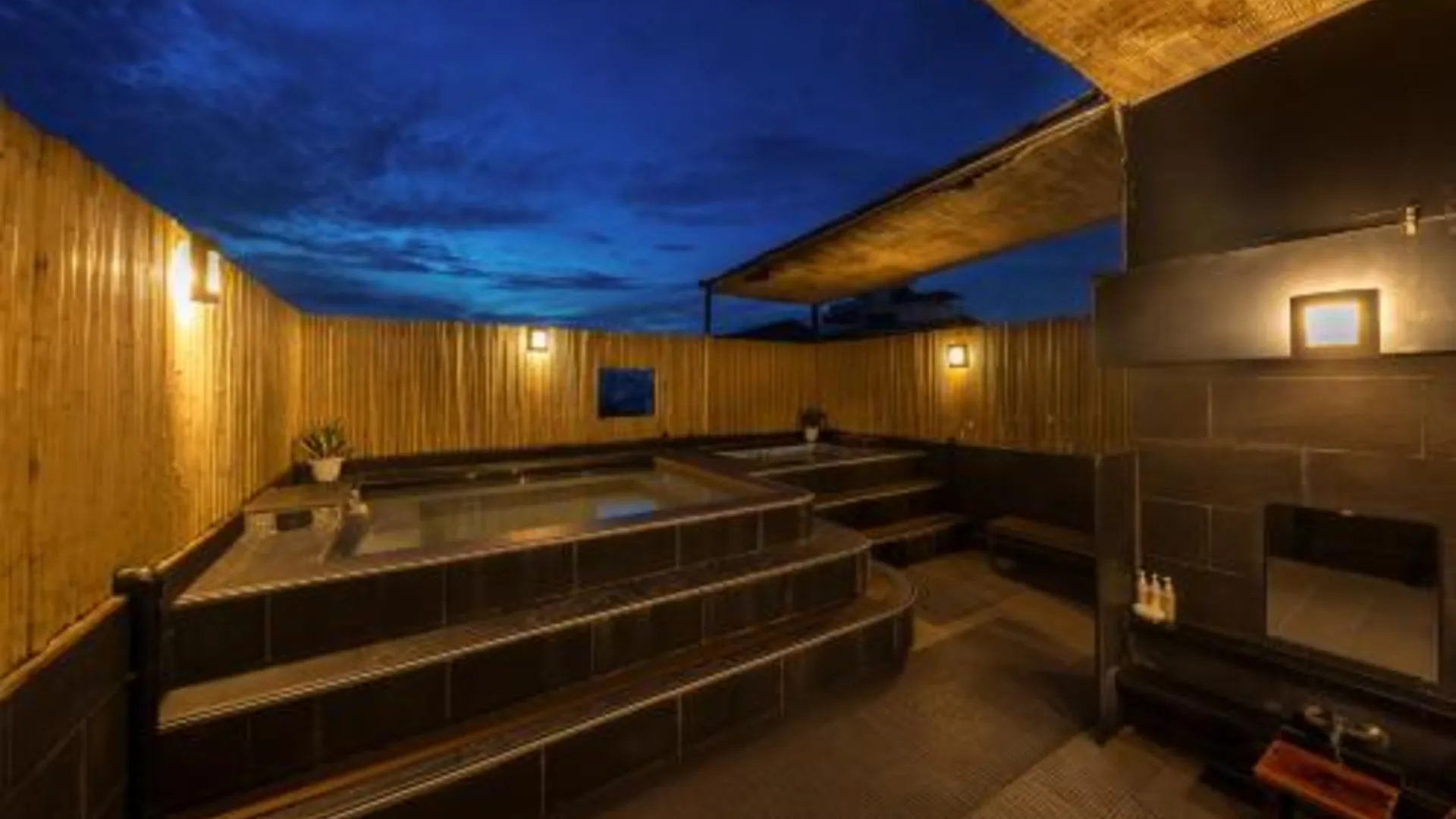 하노이 아주마야 호텔 하이 바 트렁 1 2성급 호텔 객실