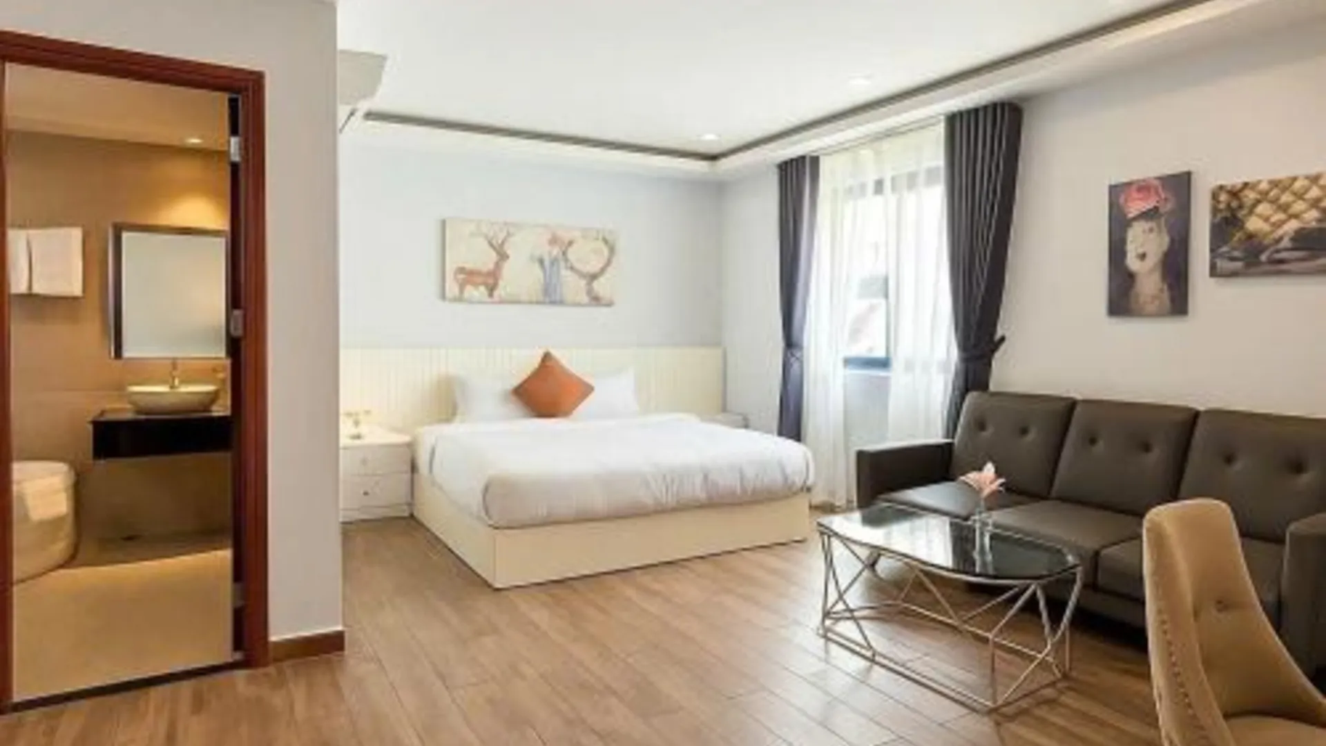 호치민 발렌타인 호텔 푸미흥 SECC 3성급 호텔 스위트룸