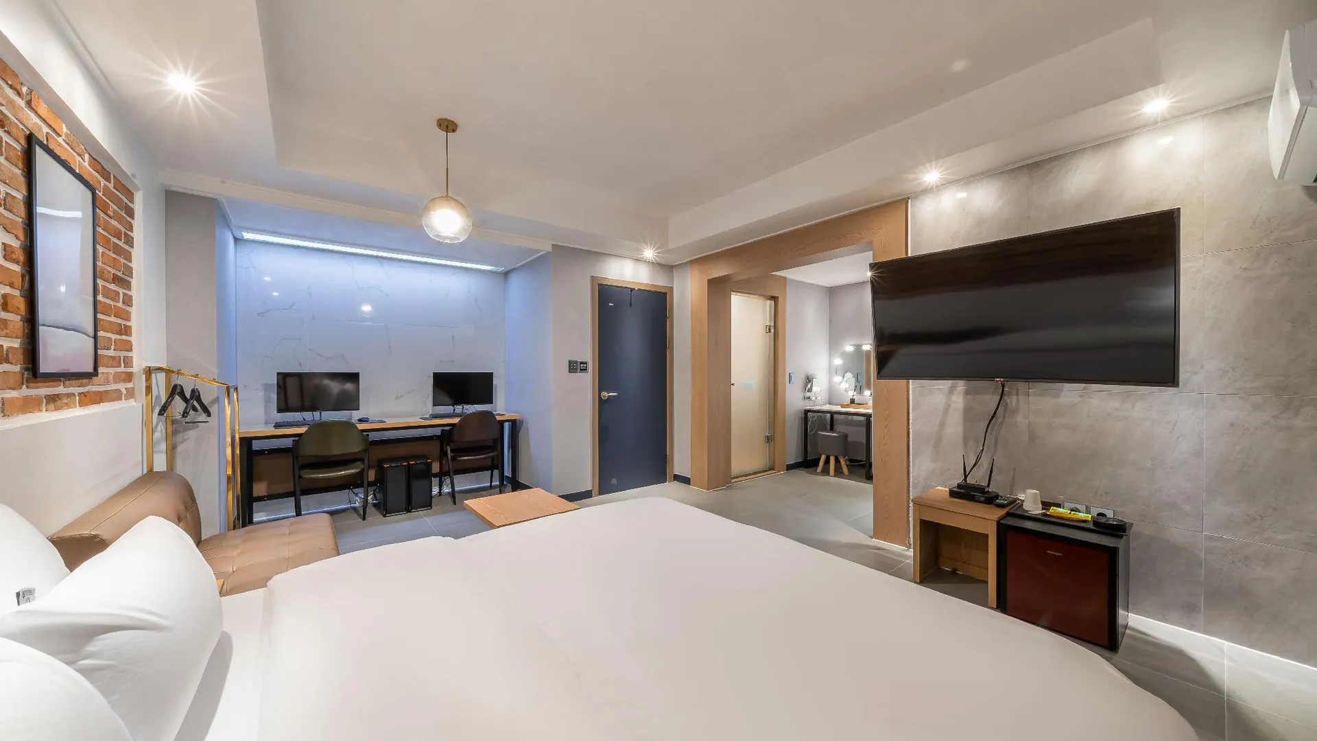 서울 고양(행신) 넘버25 일산행신점 3성급 호텔 스위트룸