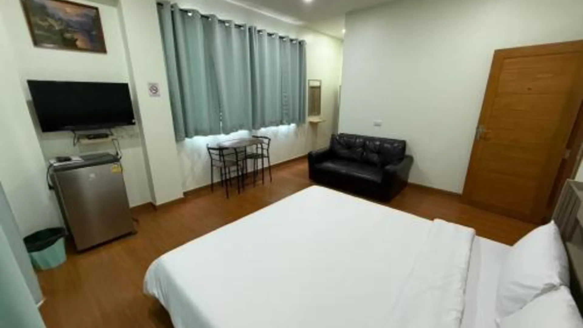 방콕 더 부라파 룸스 2성급 호텔 로비