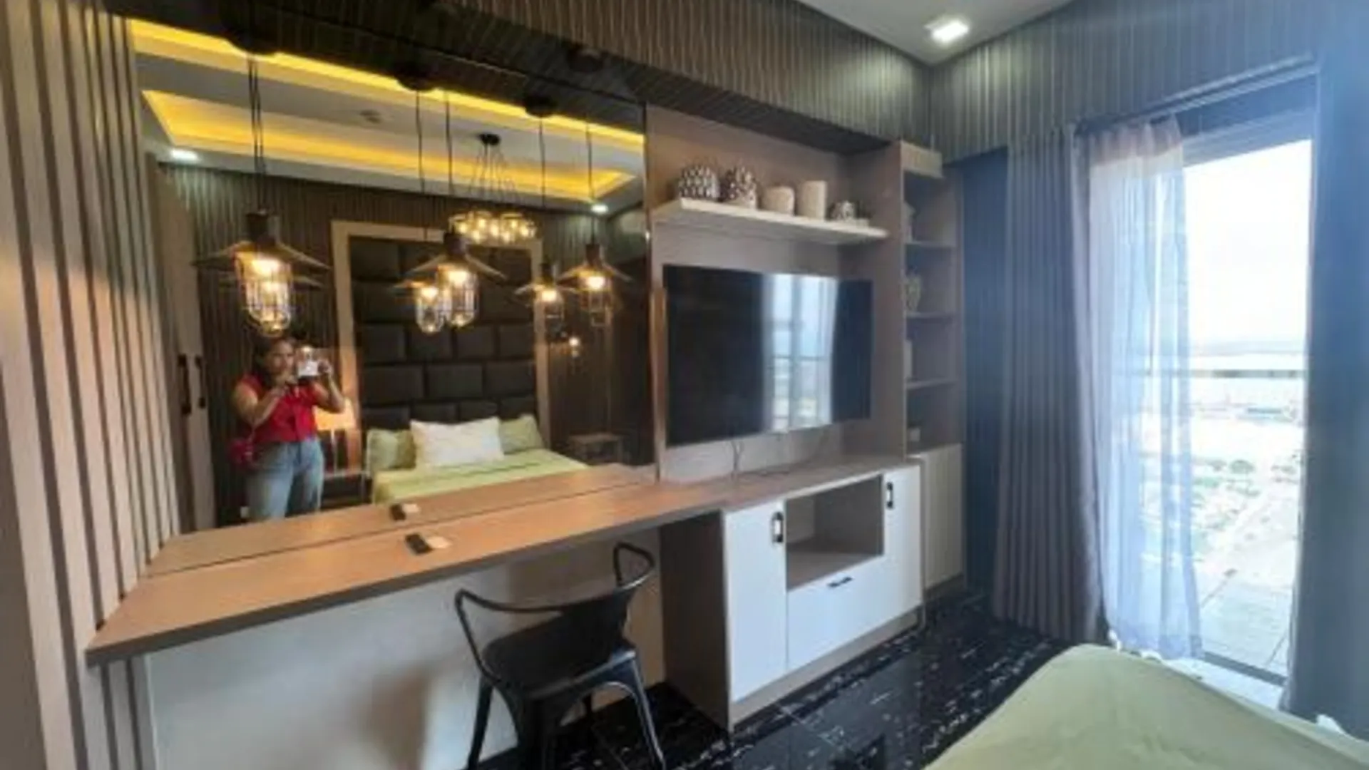 세부 럭사노스 콘도 플레이스- 선비다 타워 3성급 게스트하우스 스위트룸