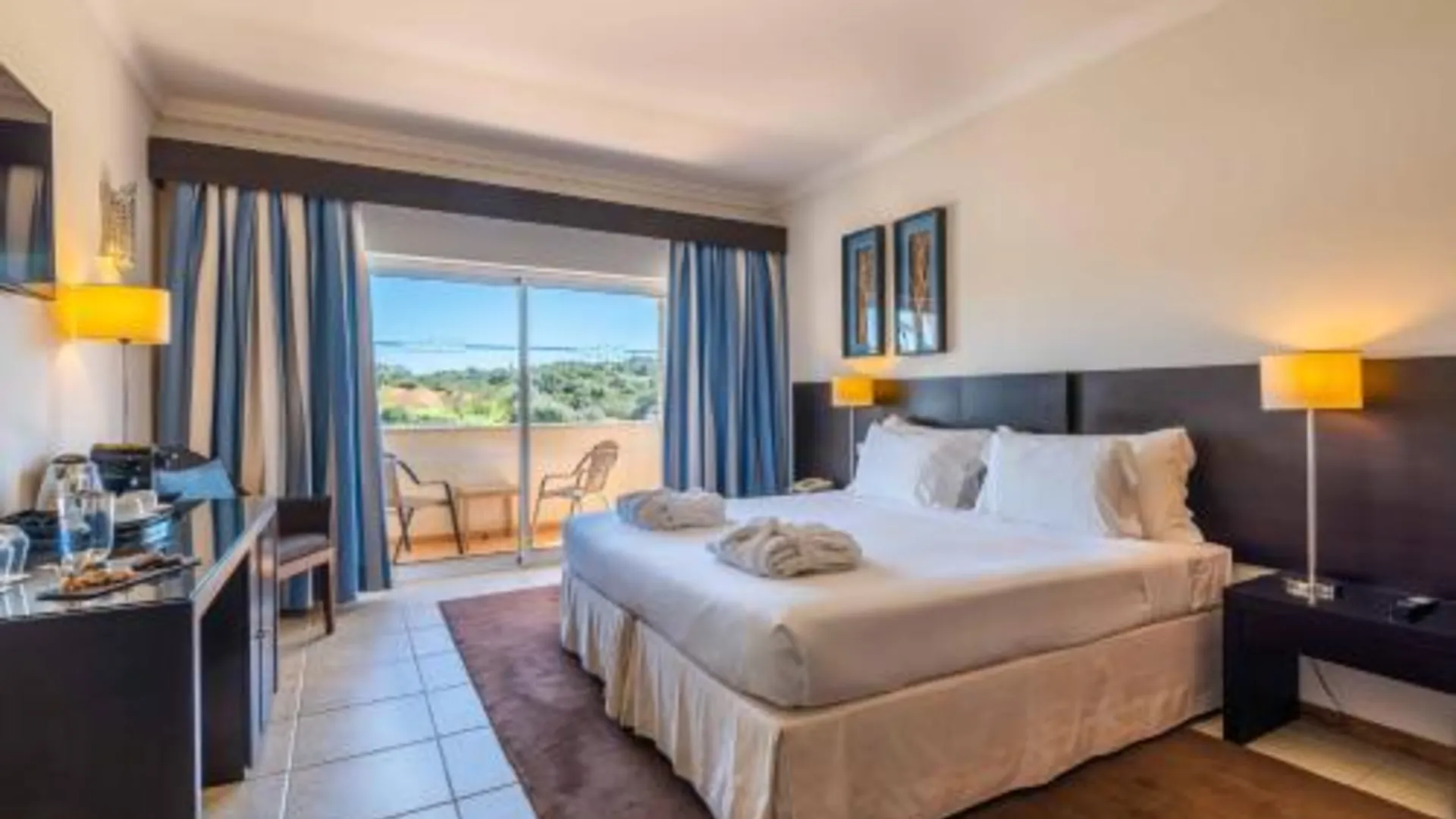 에스톰바 Vale d'Oliveiras Quinta Resort & Spa 5성급 호텔 스위트룸