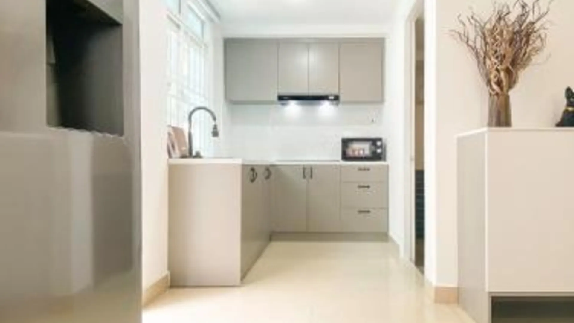 호치민 제우스 리빙 - 룸 인 빌라 언 푸 3성급 호텔 레스토랑