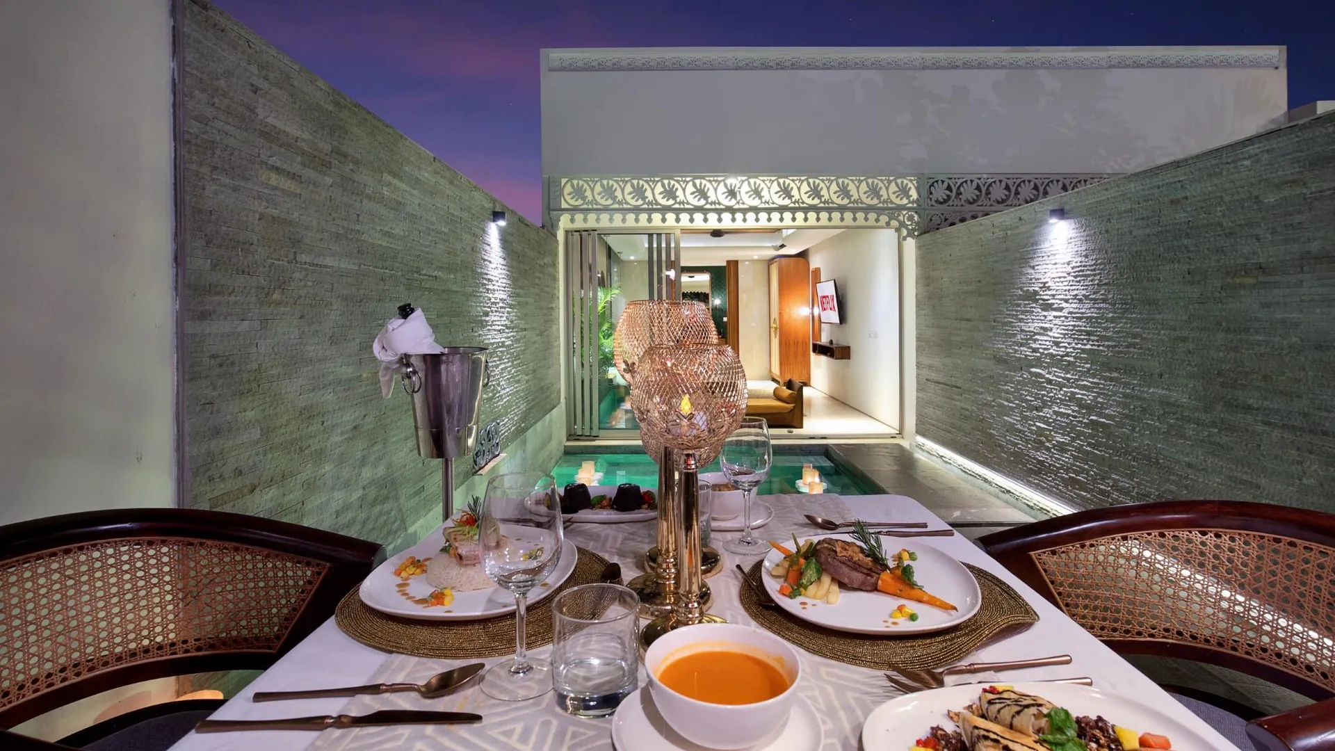 발리 모노로카레 리조트 앤 스파 스미냑 바이 이니 비에 호스피탤리티 5성급 호텔 외관