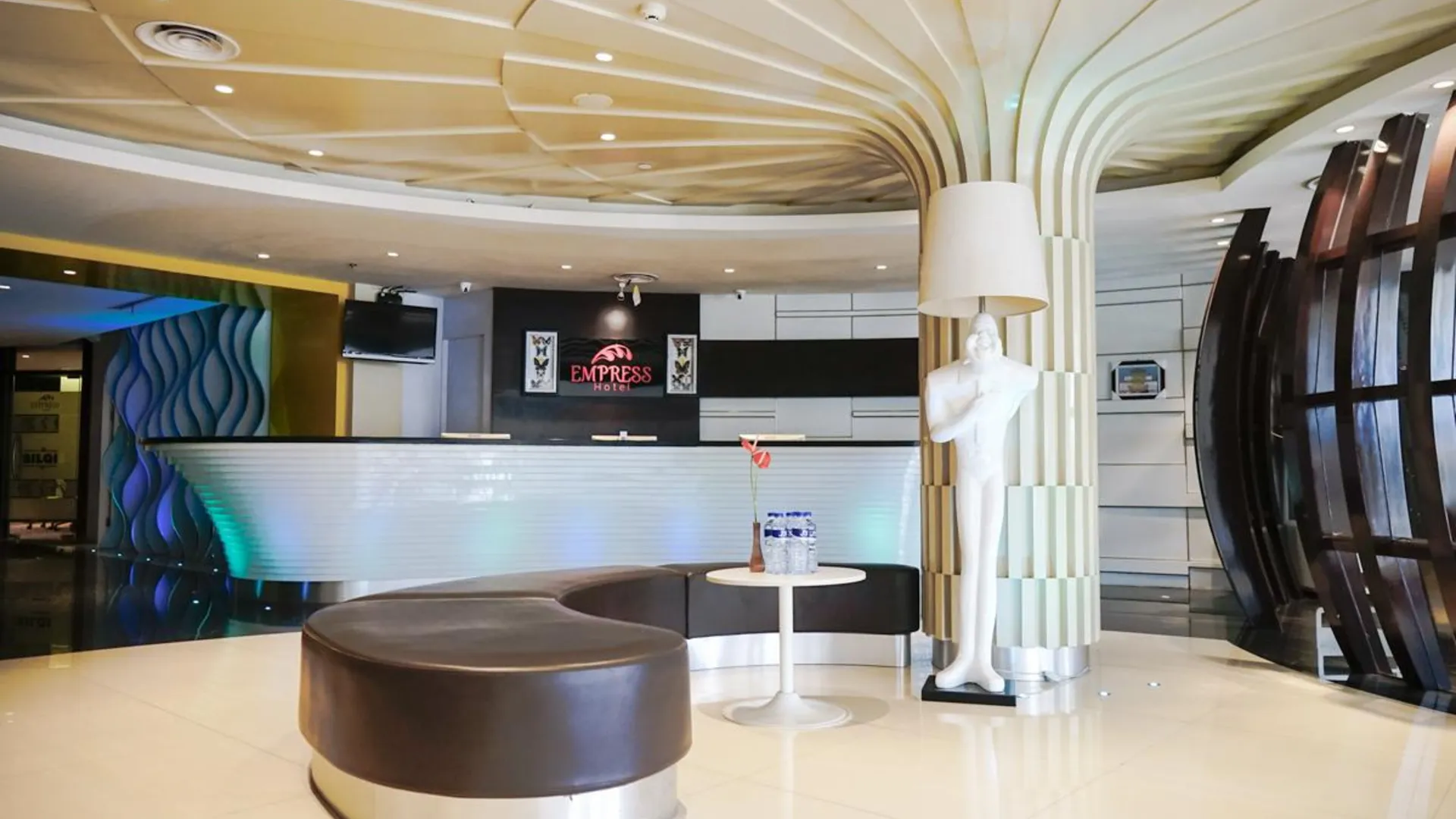 마카사르 엠프레스 호텔 마카사르 시티 센터 바이 LIFE 3성급 호텔 로비