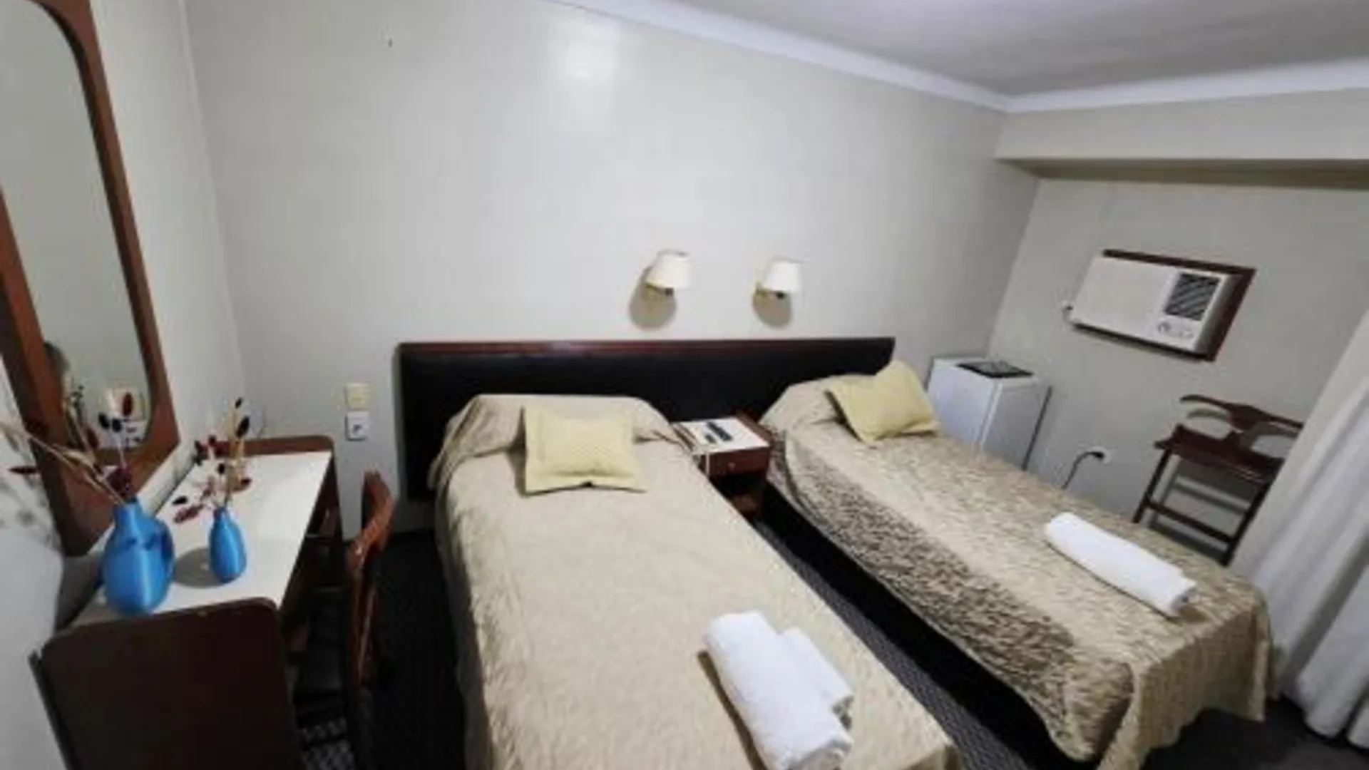 투쿠만 Hotel Presidente 4성급 호텔 스위트룸