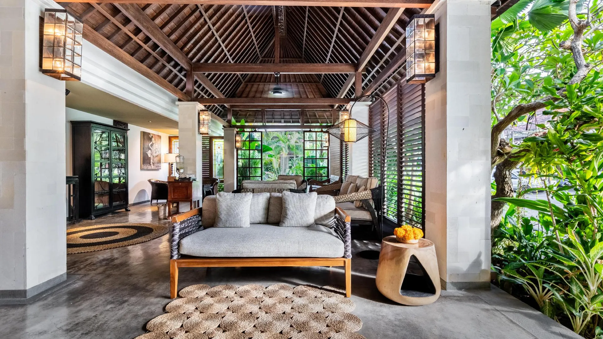 발리 케조라 스위트 4성급 호텔 로비