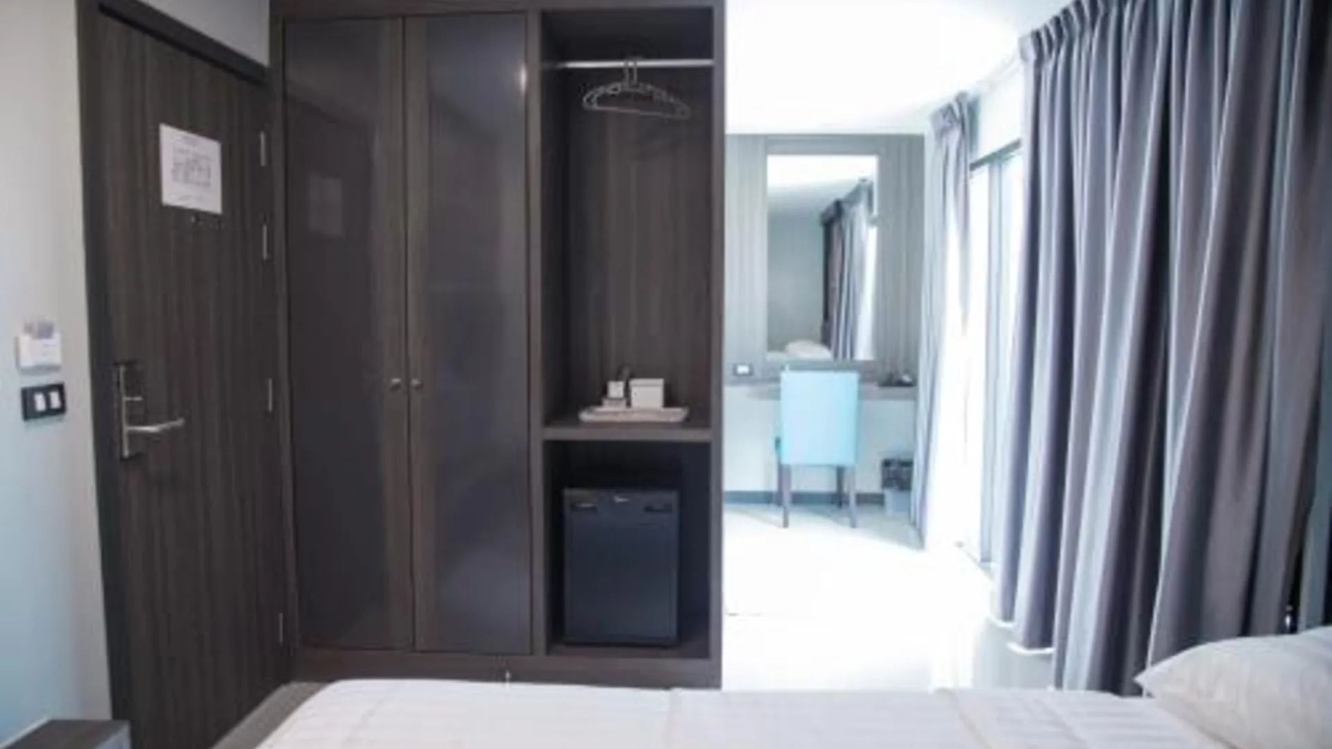 방콕 홀튼 호텔 방콕 3성급 호텔 스위트룸