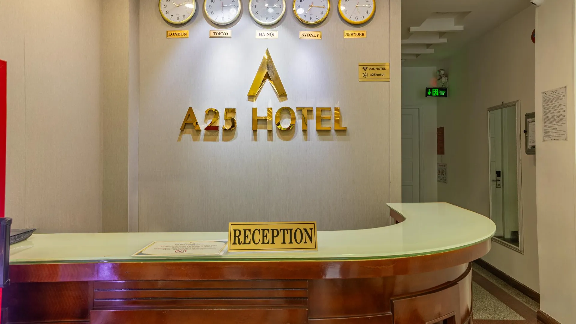 호치민 A25 호텔 - 22 응우옌 쿠 찐 1성급 호텔 스위트룸