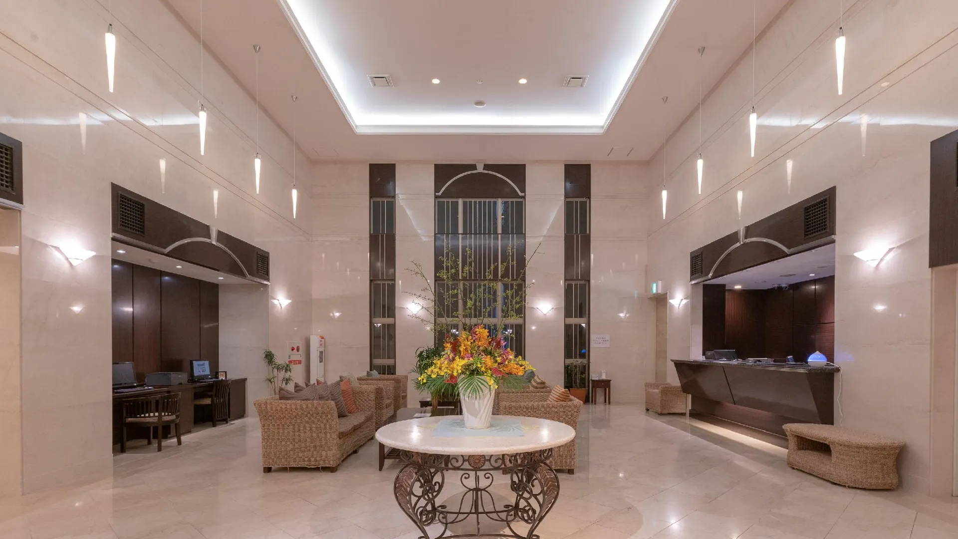 오키나와 본섬 리브레 가든 호텔 3성급 호텔 로비