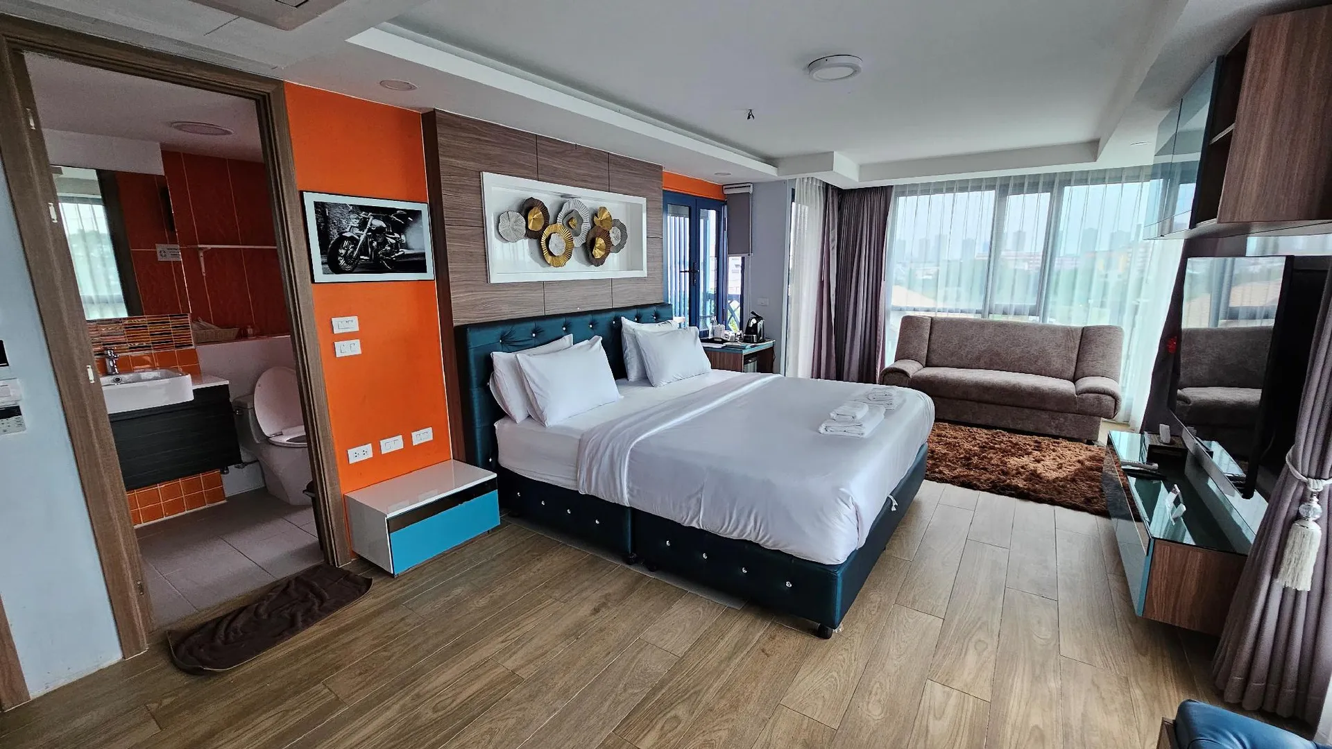 방콕 블루텔 레지던스 방콕 임팩트 - 1 타임 드롭-오프 서비스 투 임팩트 5성급 호텔 스위트룸