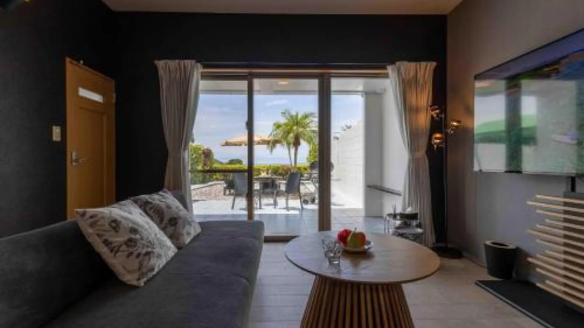 오키나와 본섬 Alpha Terrace Motobu Hills 3성급 게스트하우스 스위트룸