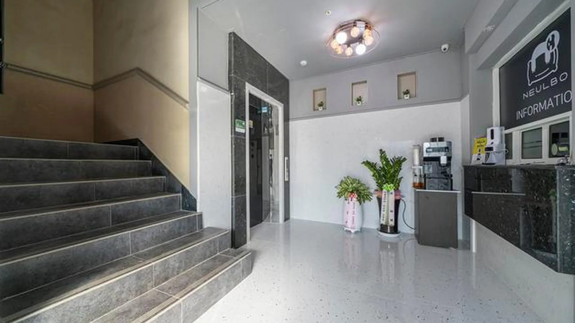 울산 울산 일산 나무늘보 2성급 호텔 수영장