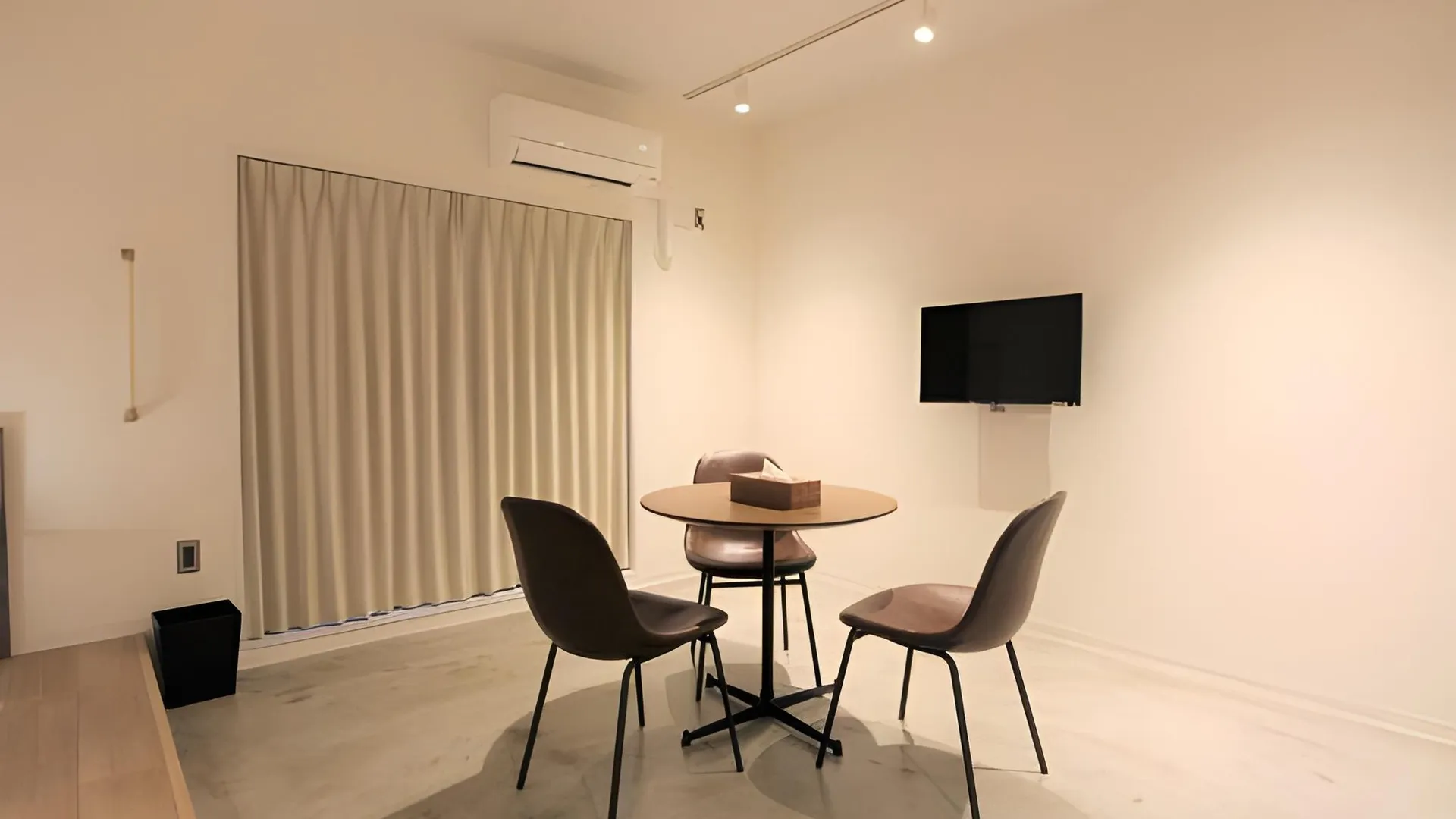 교토 리버사이드 아라시야마 3성급 호텔 수영장