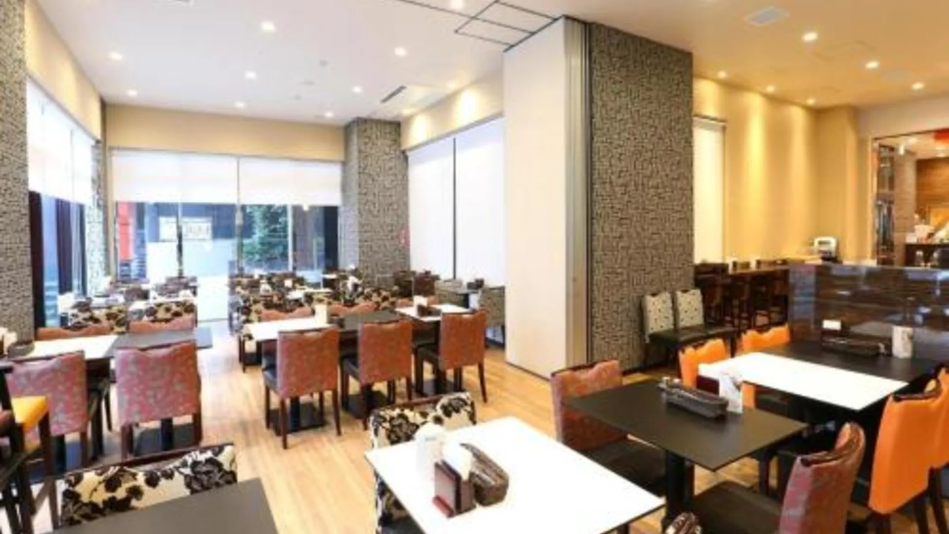 도쿄 / 동경 APA 호텔 시나가와 센가쿠지 에키-마에 3성급 호텔 레스토랑