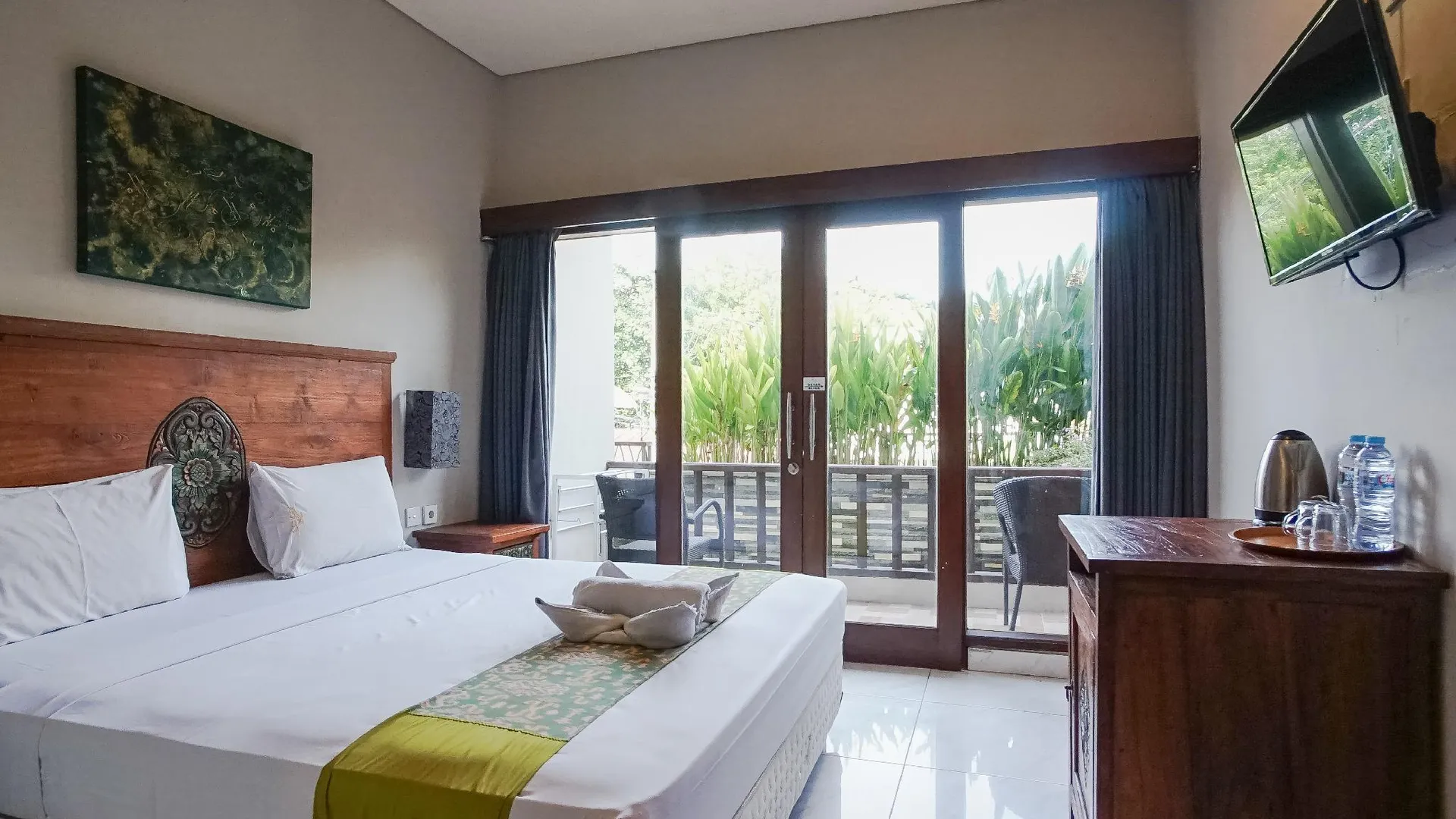 발리 아카르사 코코로 사누르 발리 2성급 호텔 스위트룸