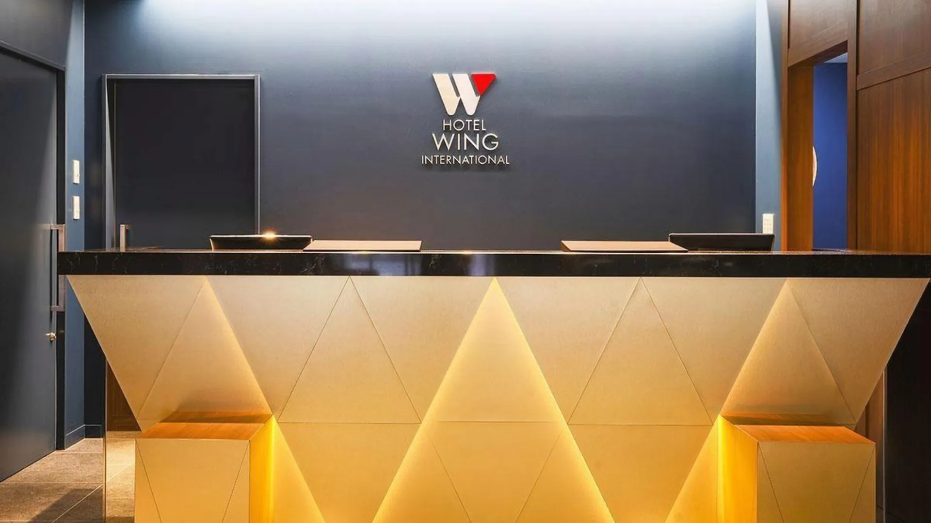 도쿄 / 동경 KOKO 호텔 신바시 오나리몬 3성급 호텔 외관