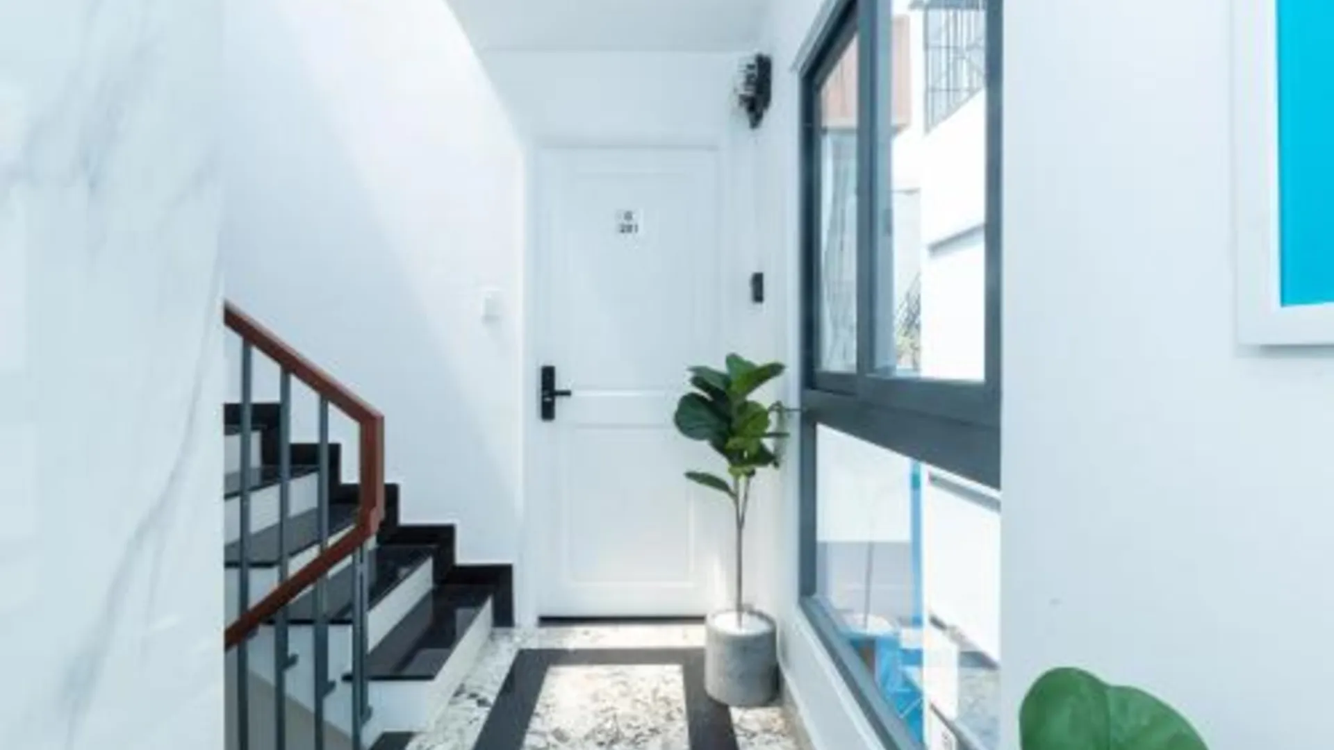 호치민 코즈룸 홈즈 차밍 코너 2 3성급 게스트하우스 레스토랑