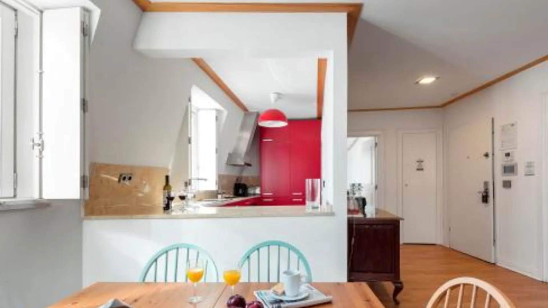 리스본 팔라시오 카모에스 - 리스본 서비스 아파트먼트 4성급 호텔 수영장