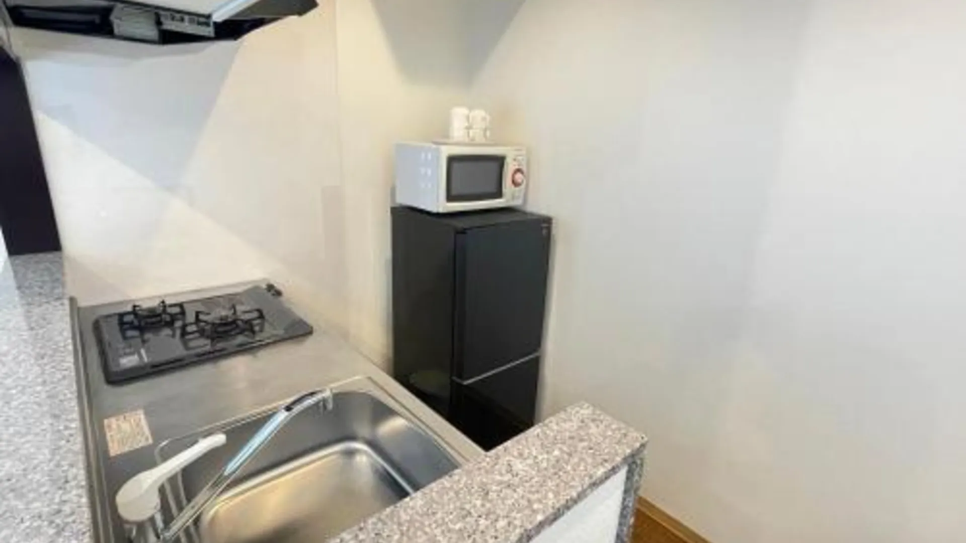 오키나와 본섬 호텔 코스모스 신토신 4성급 게스트하우스 객실